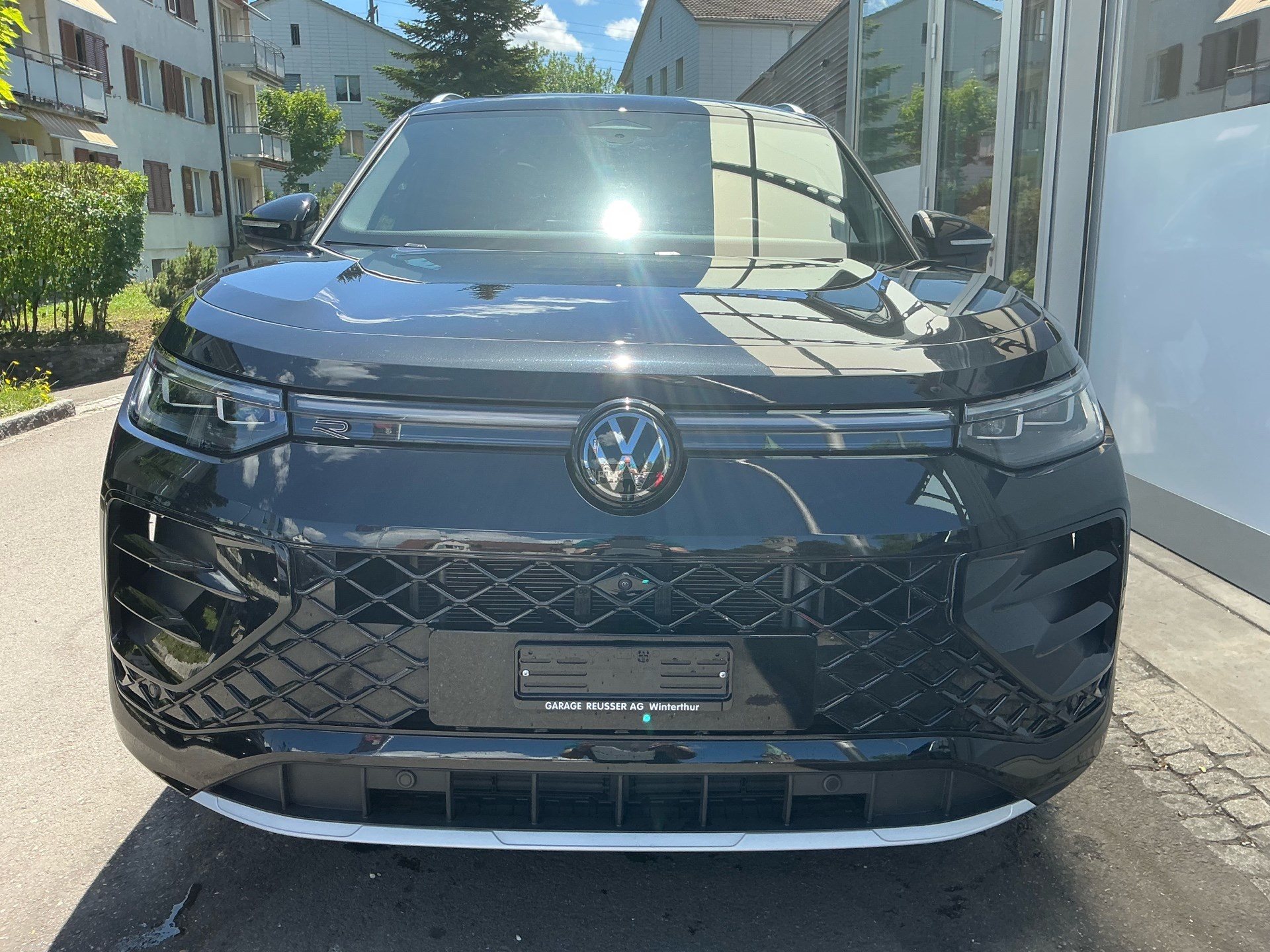 VW Tayron 2.0 TDI 193 PS 4Motion R-Line *** PANORAMDACH & ANHÄNGERKUPPLUNG ***-showroom-element-1