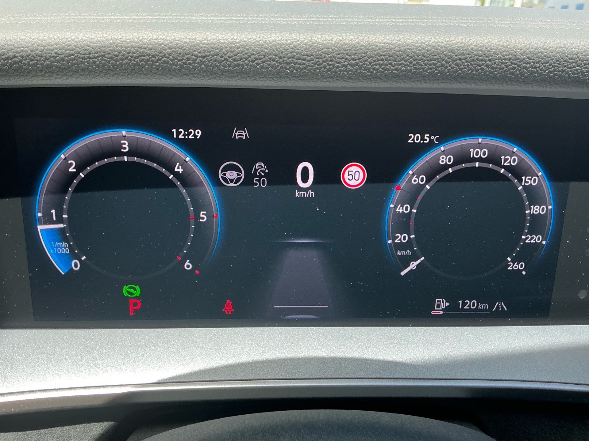 VW Tayron 2.0 TDI 193 PS 4Motion R-Line *** PANORAMDACH & ANHÄNGERKUPPLUNG ***-image-10