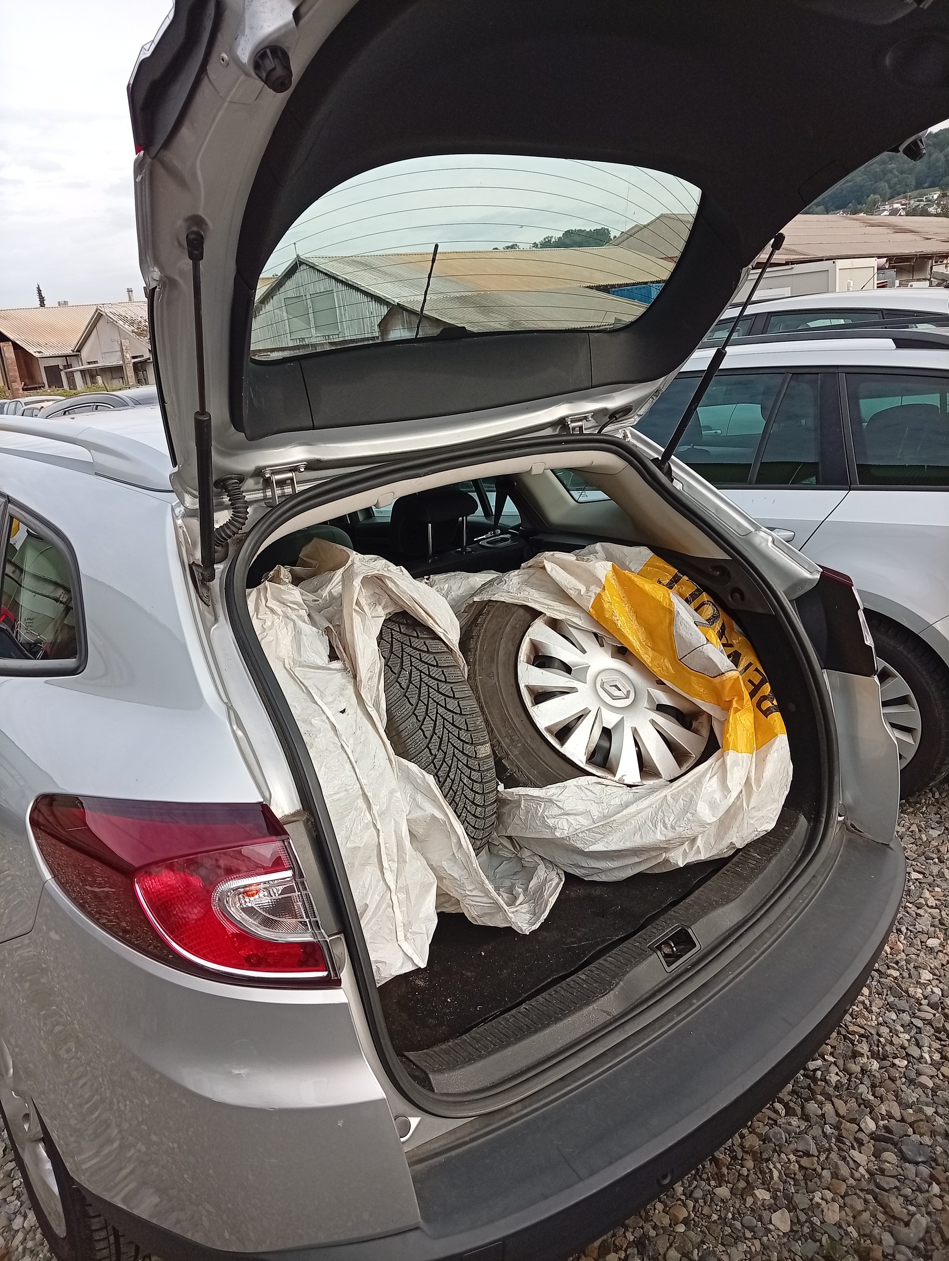 RENAULT Mégane Grandtour 1.5 dCi Dynamique-image-11