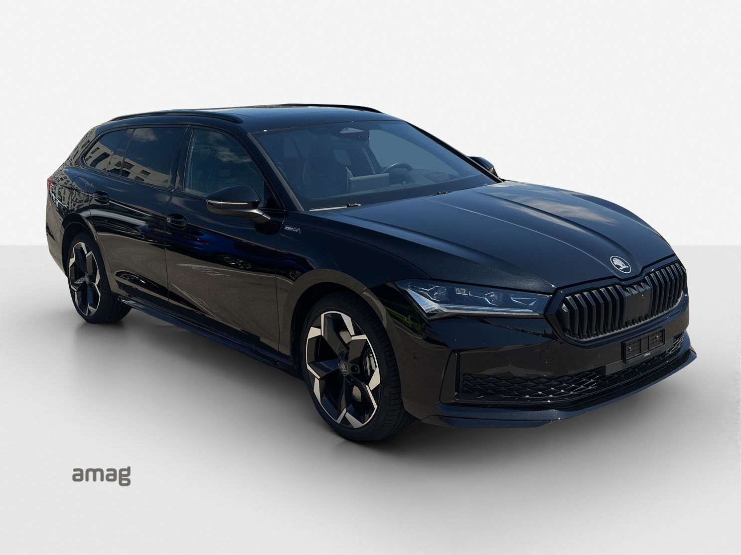 SKODA Superb Combi 1.5 TSI PHEV Sportline DSG-image-5