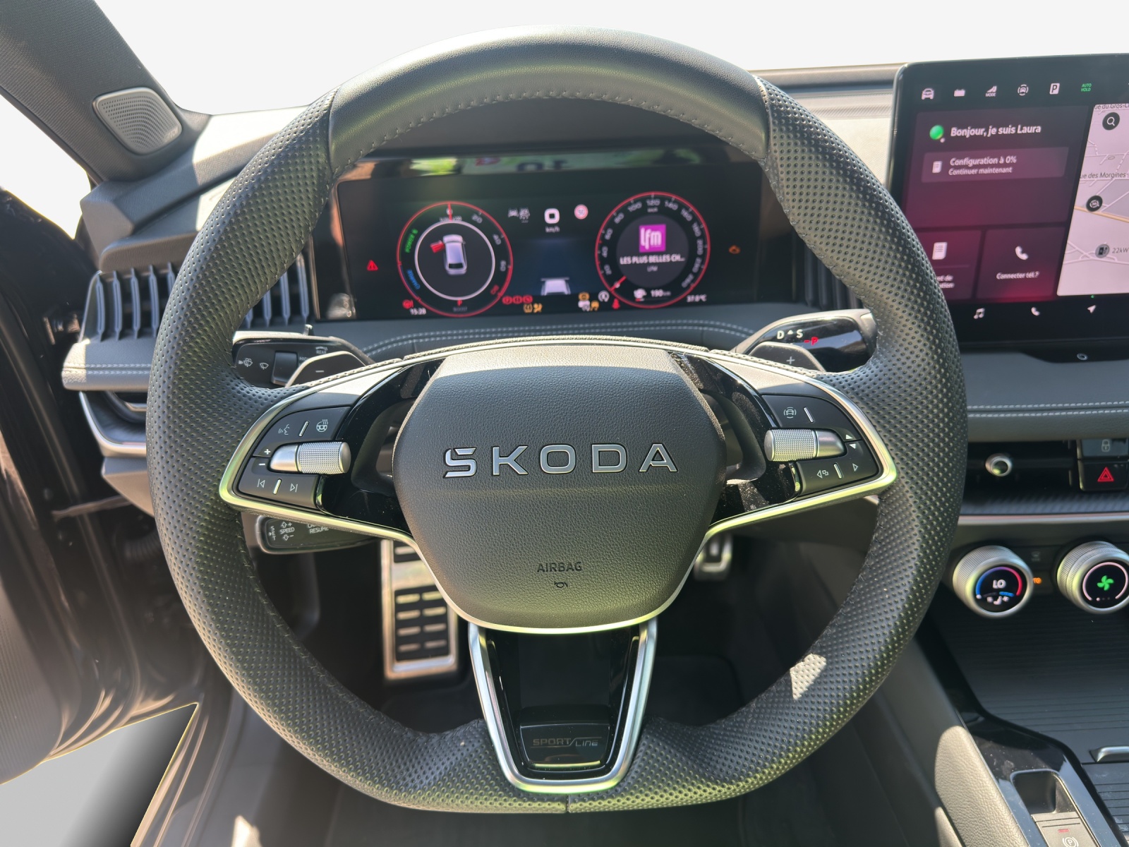 SKODA Superb Combi 1.5 TSI PHEV Sportline DSG-image-9