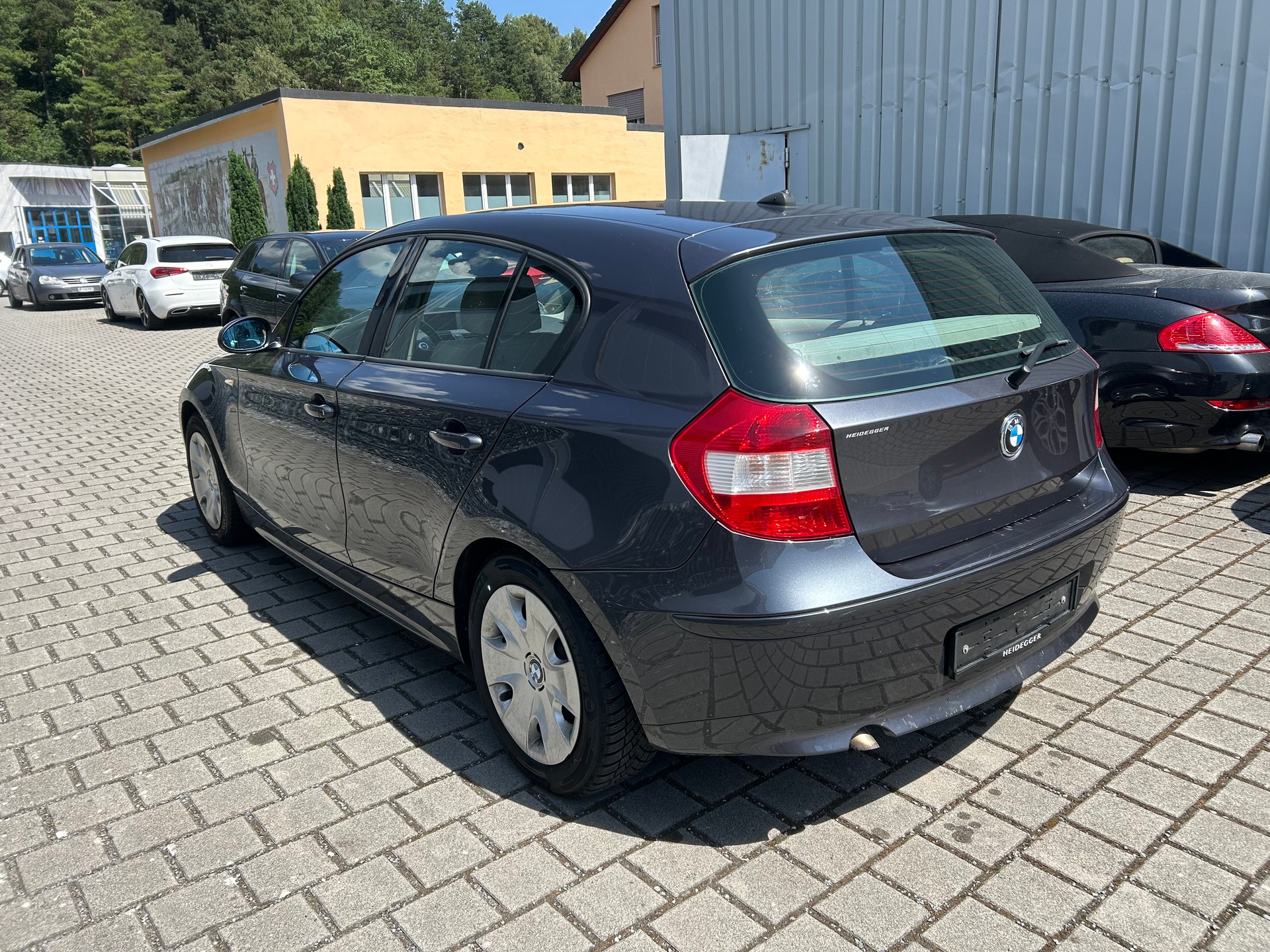 BMW 120d A-image-4