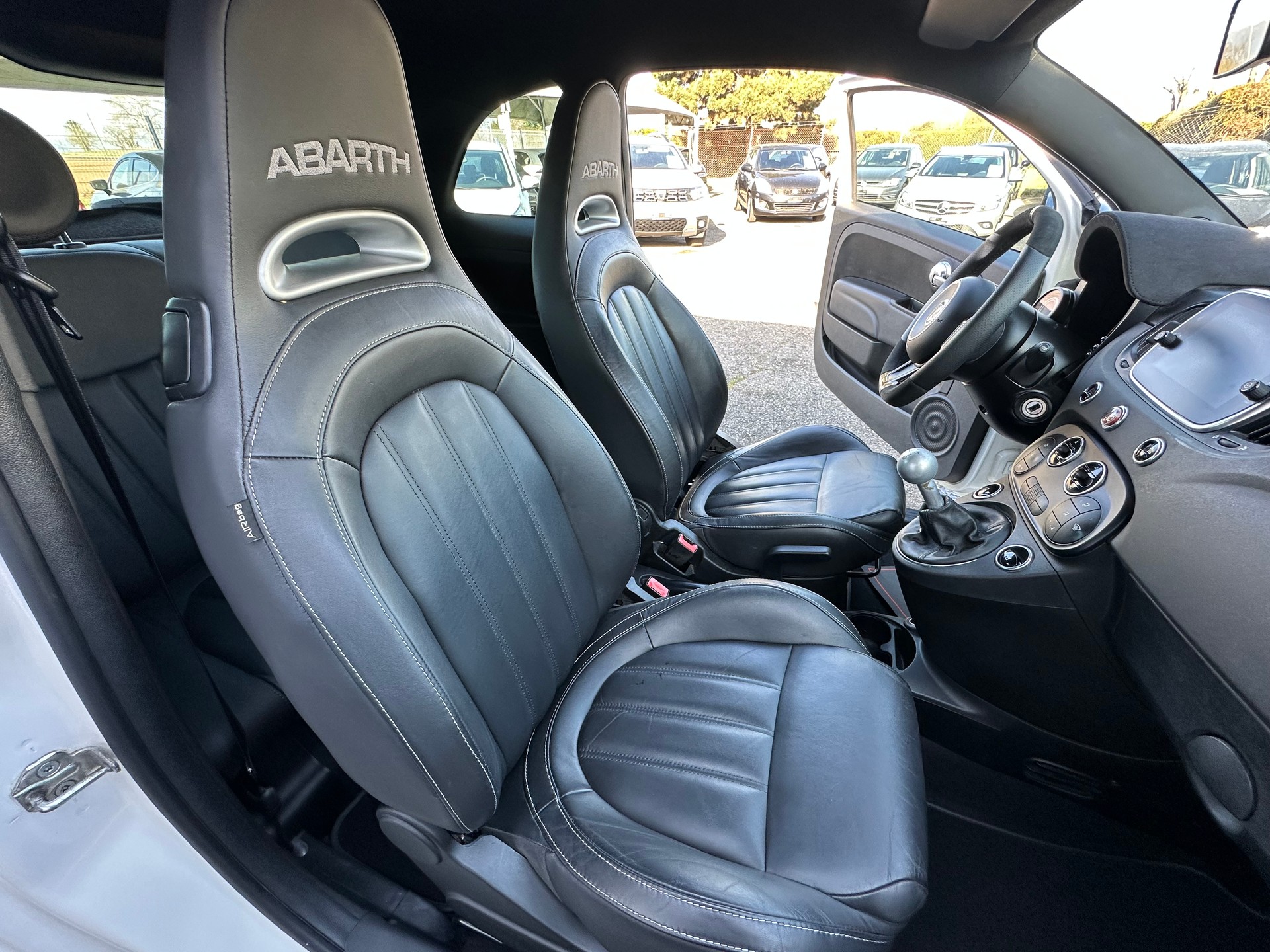 FIAT 595 1.4 16V Turbo Abarth Competizione-image-18