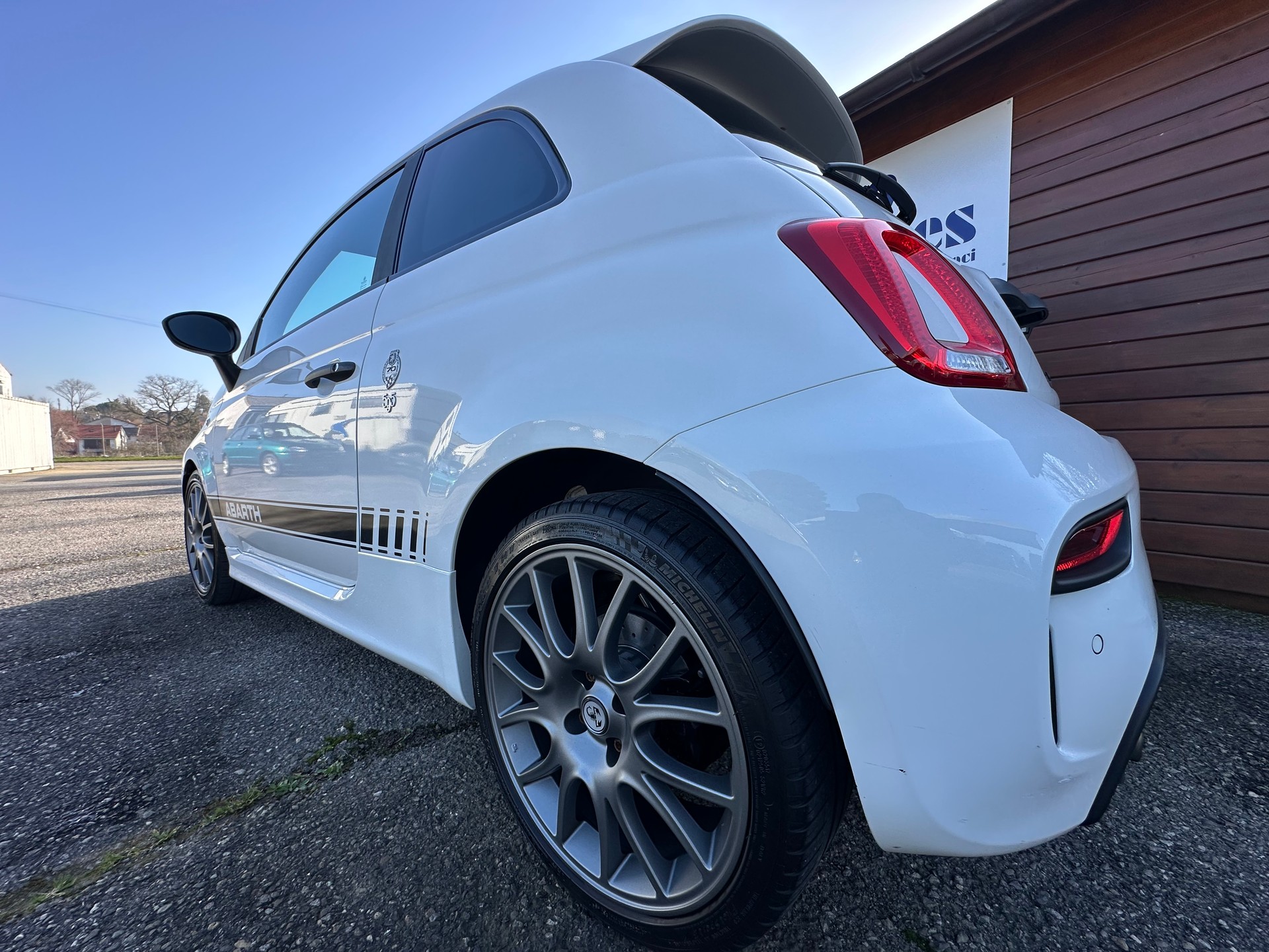 FIAT 595 1.4 16V Turbo Abarth Competizione-image-10