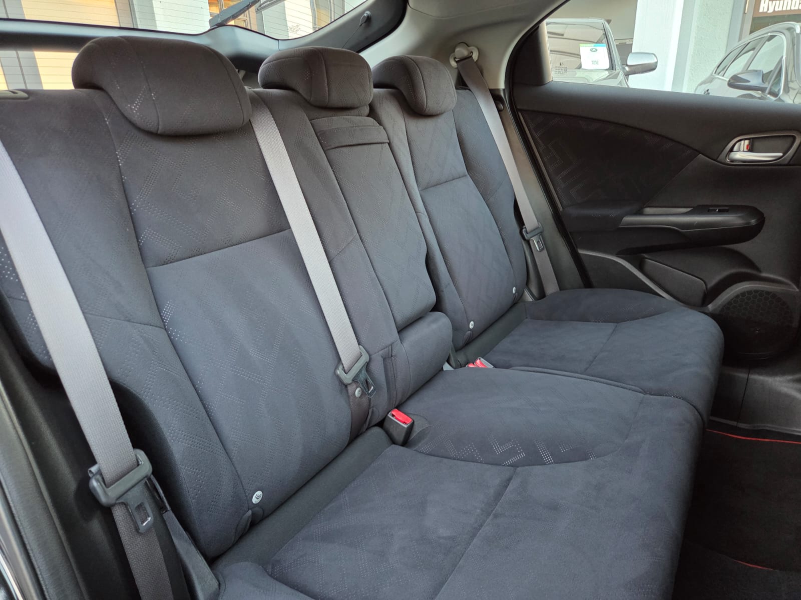 HONDA Civic 1.8i Sport Automatic-image-14