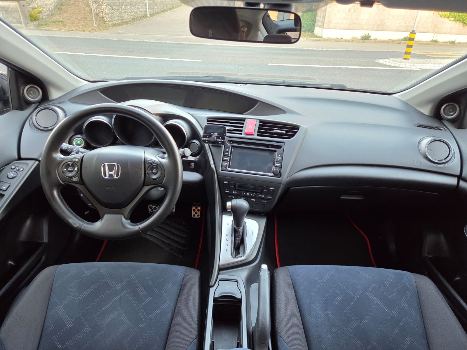 HONDA Civic 1.8i Sport Automatic-image-11