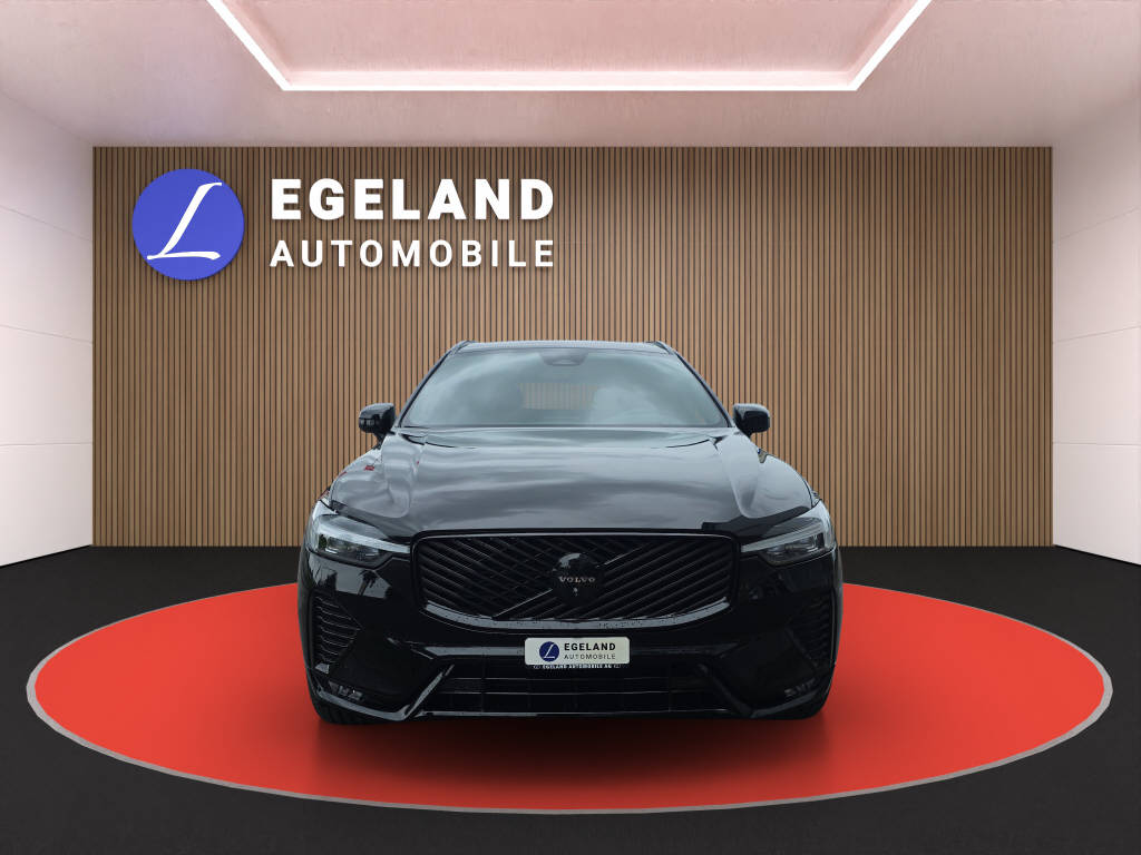 VOLVO XC60 2.0 B5 MH Plus Black Edition AWD-image-2