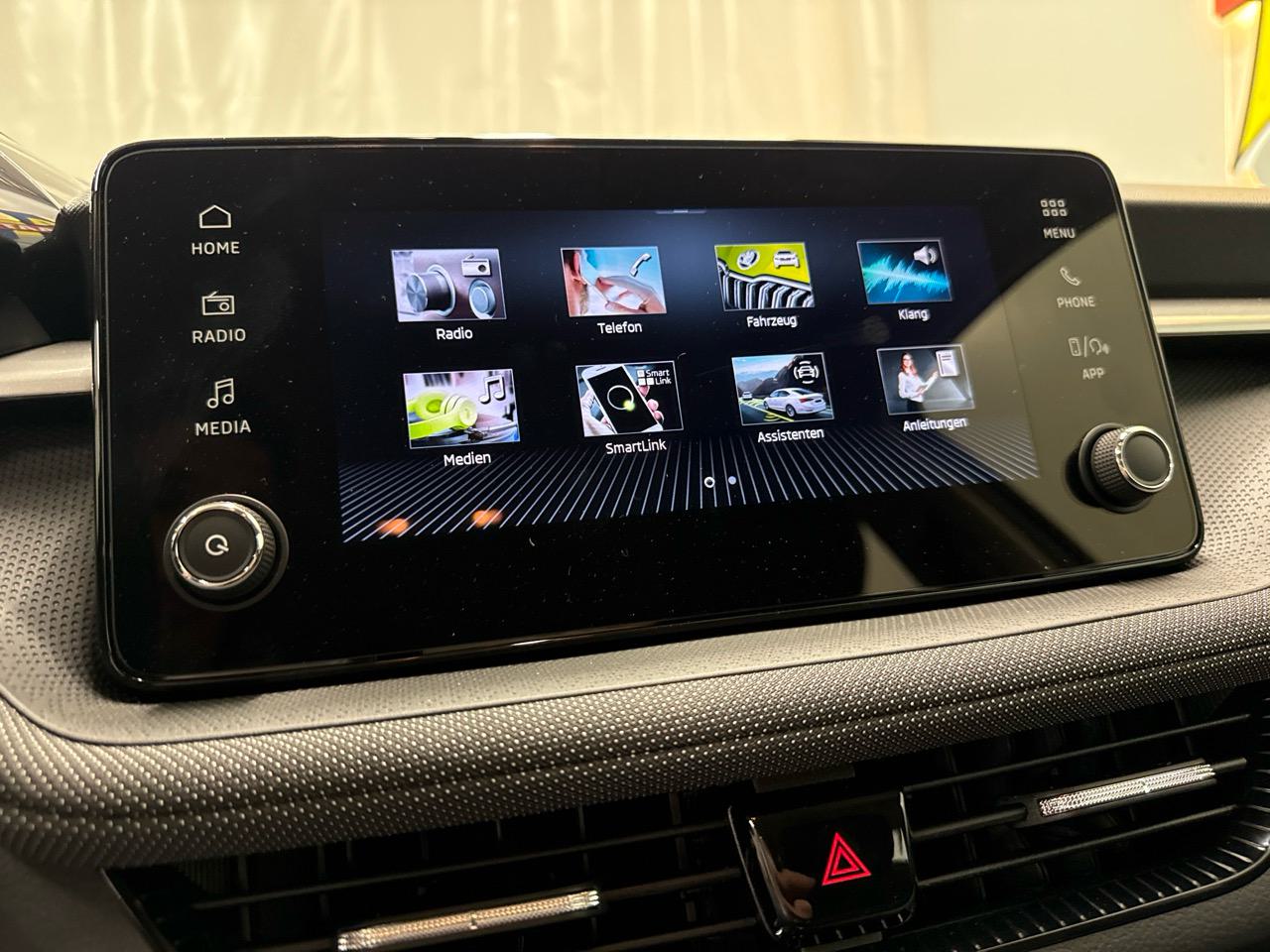SKODA Fabia 1.0 TSI Selection DSG-image-6