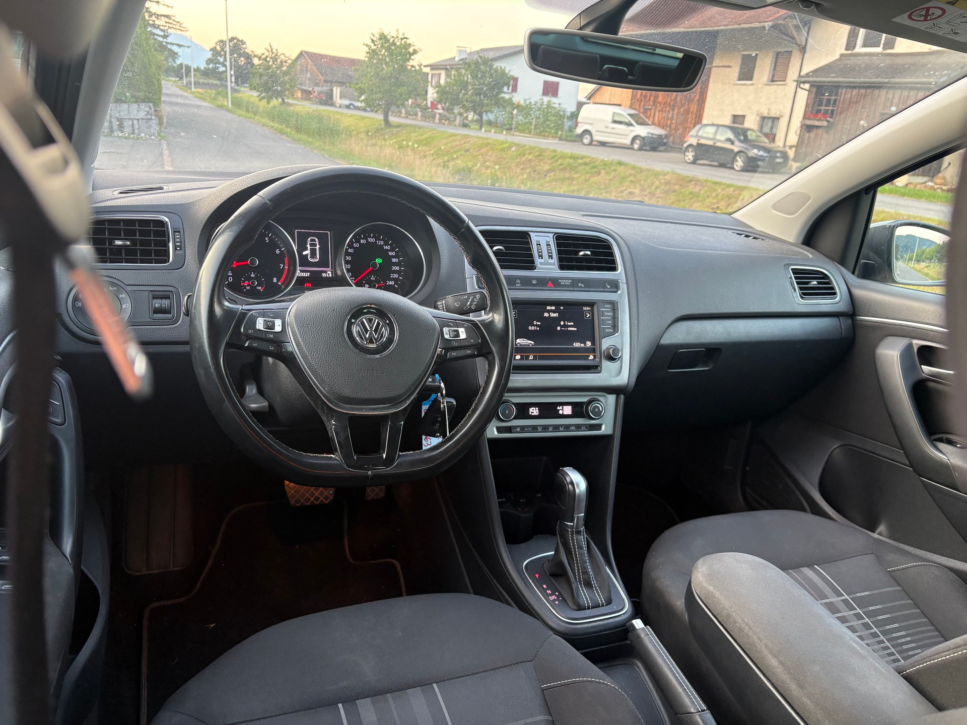 VW Polo 1.2 TSI BMT Comfortline-image-6
