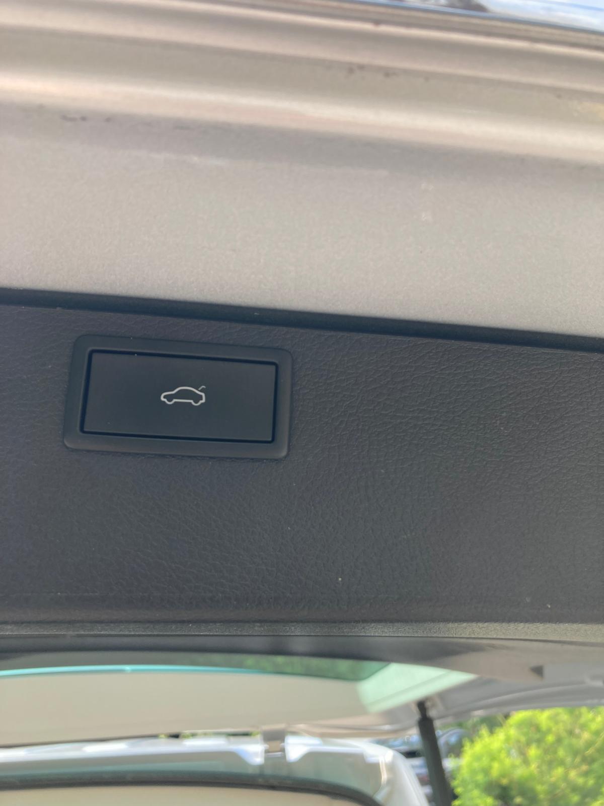 VW T6.1 Multivan 2.0 Bi-TDI Highline 4Motion DSG-image-15