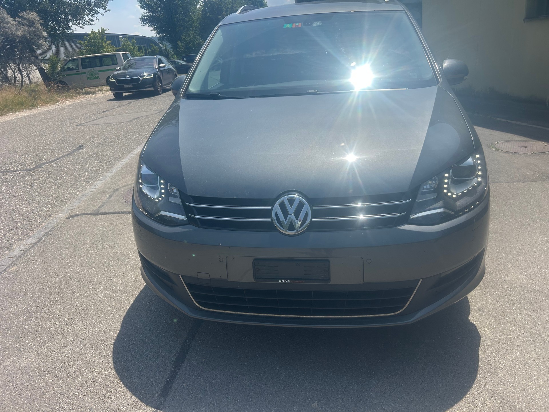 VW Sharan 2.0 TDI BMT Comfortline DSG-image-0