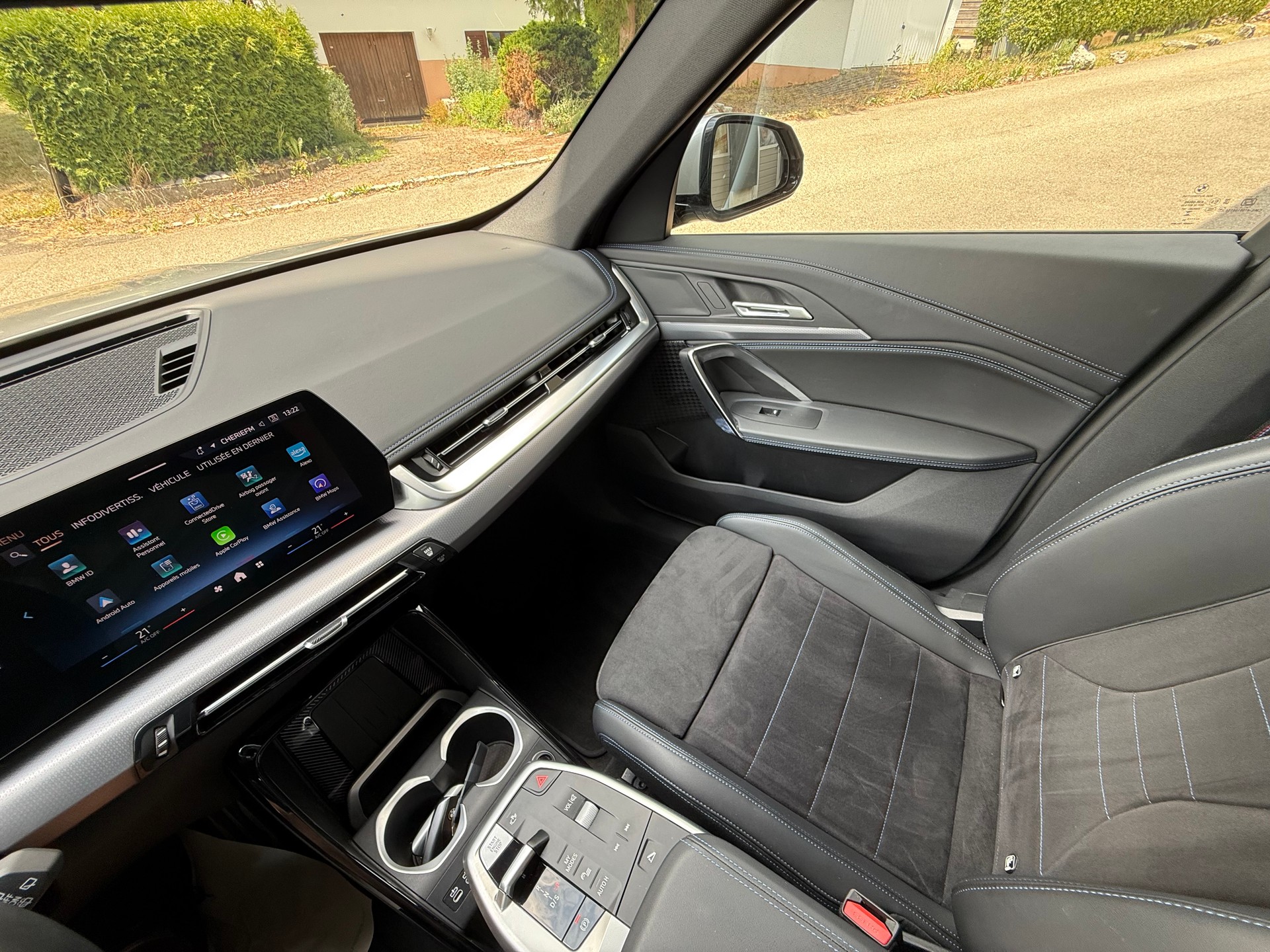 BMW X1 xDrive 20d 48V M Sport Pro-image-11
