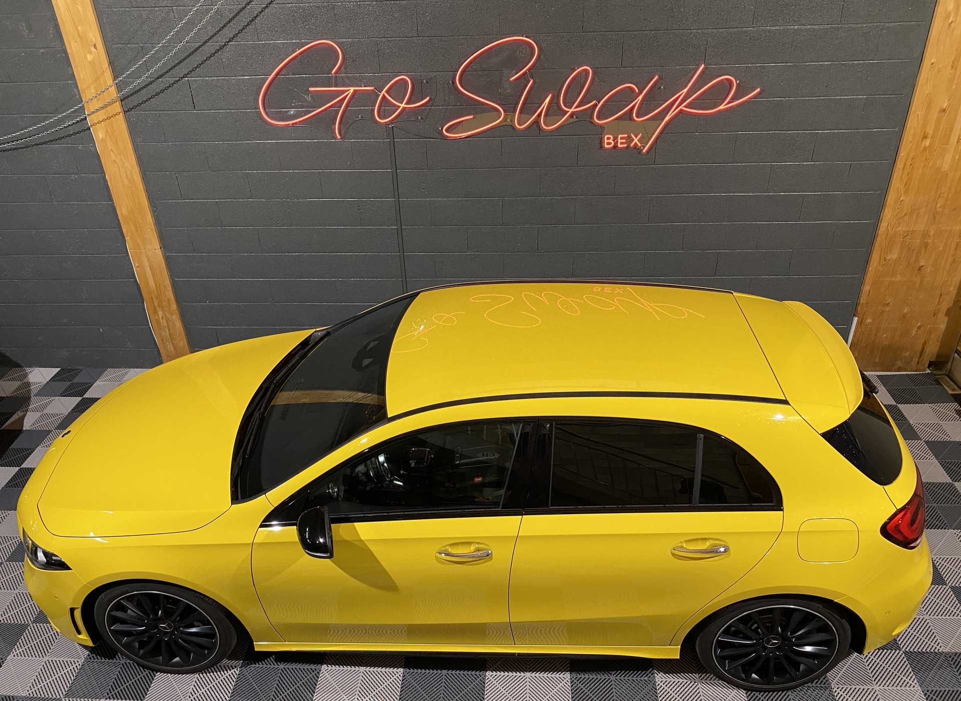 MERCEDES-BENZ A 35 AMG 4Matic Speedshift-image-7