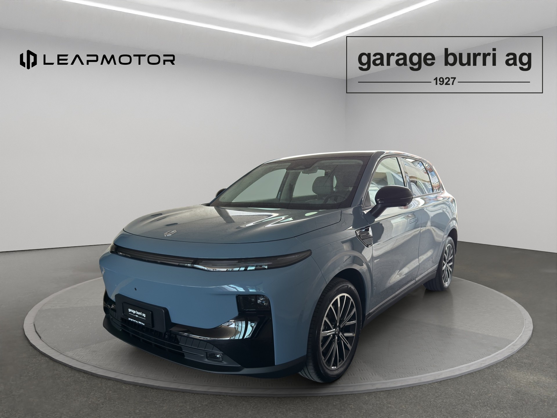 LEAPMOTOR B10 EV-image-0