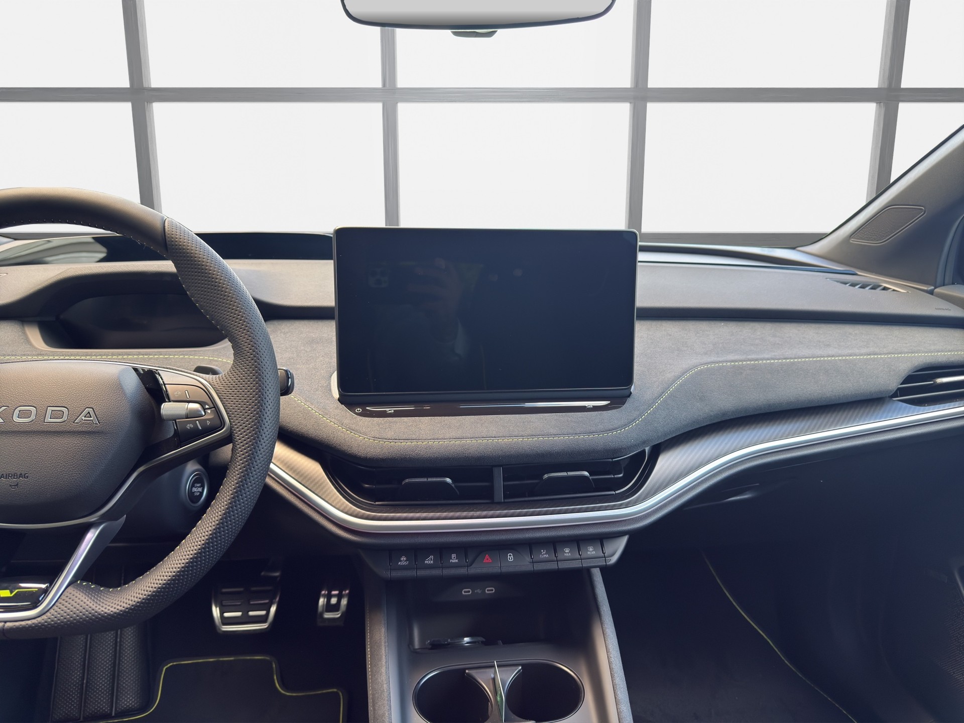 SKODA Elroq RS 4x4-image-9