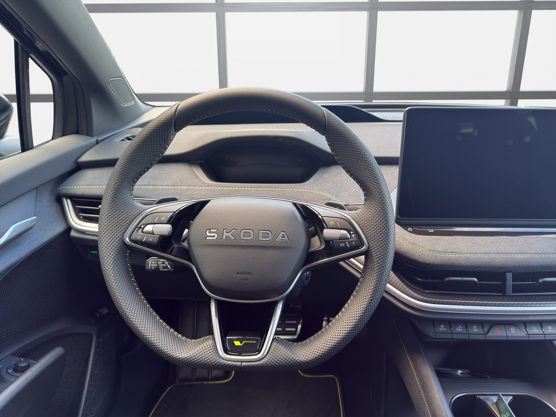 SKODA Elroq RS 4x4-image-8