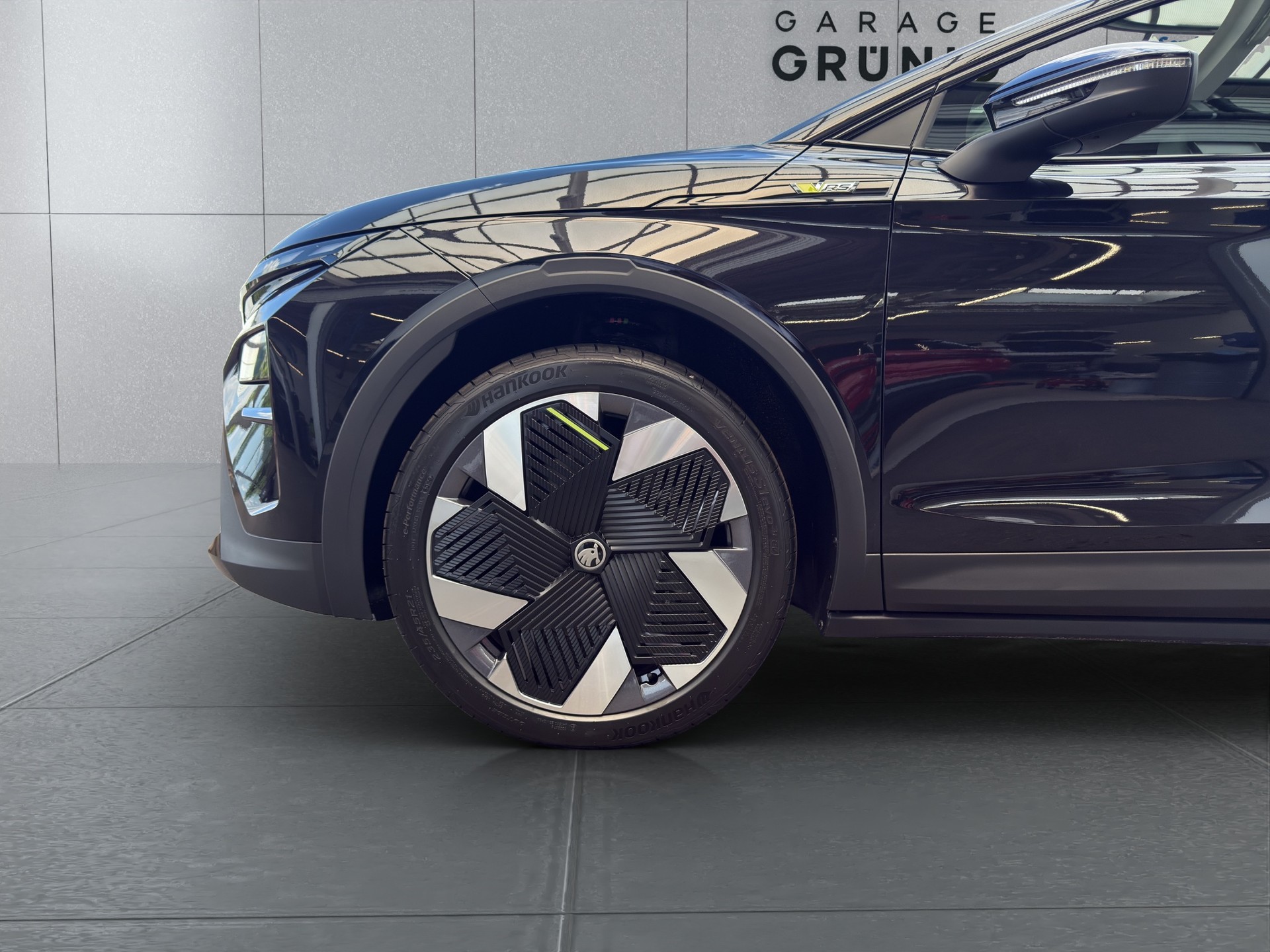 SKODA Elroq RS 4x4-image-6