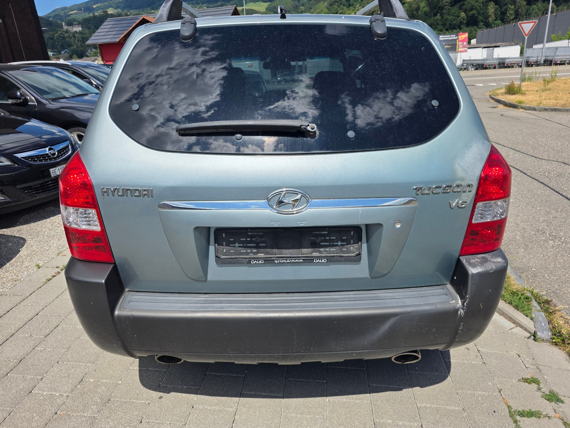 HYUNDAI Tucson 2.7 V6 GLS 4WD. AUFPREIS KANN FRISCH MFK-image-3