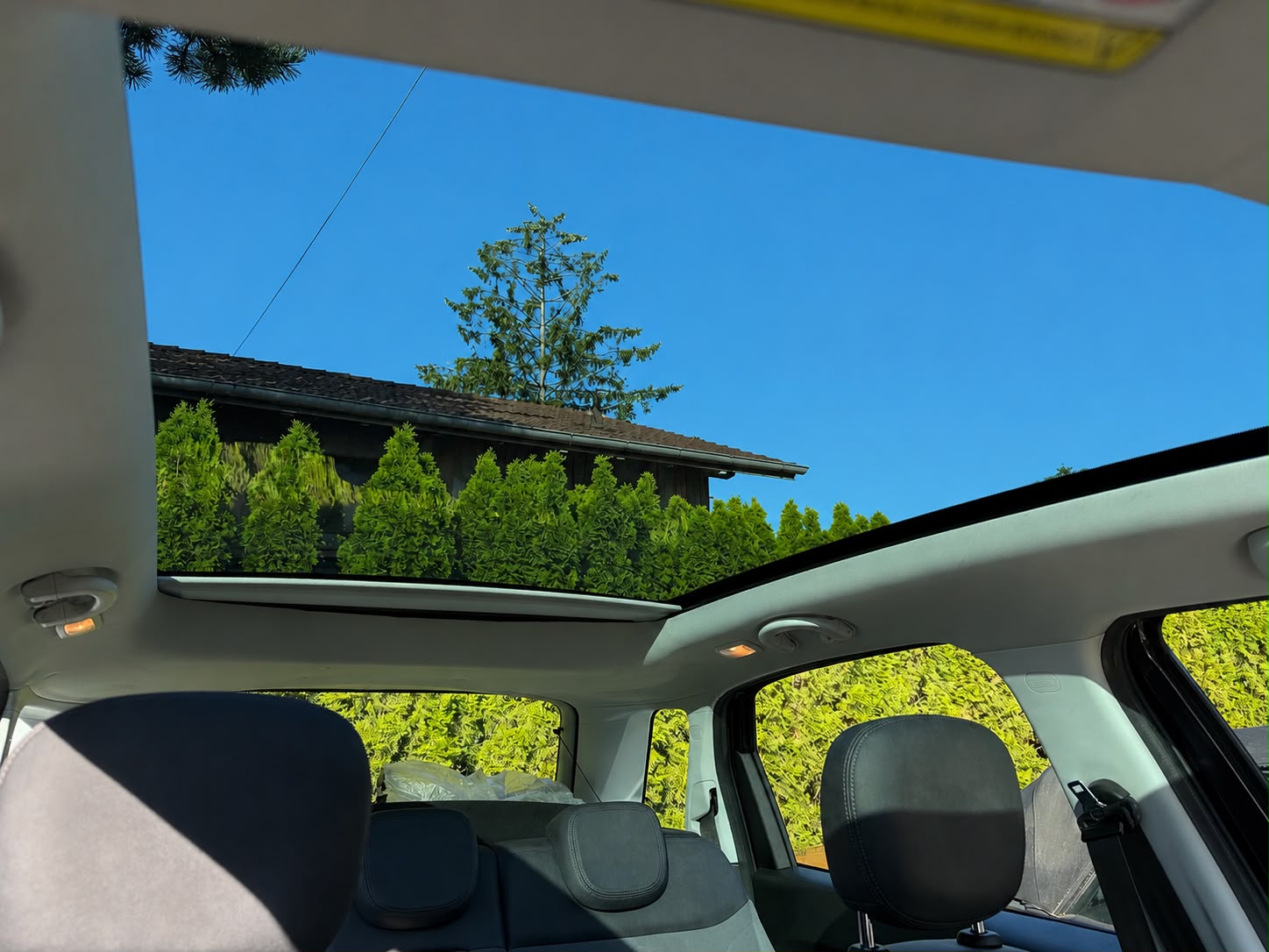 FIAT 500L 1.4 16V Lounge-image-13