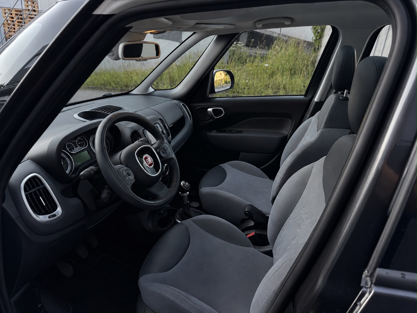 FIAT 500L 1.4 16V Lounge-image-9
