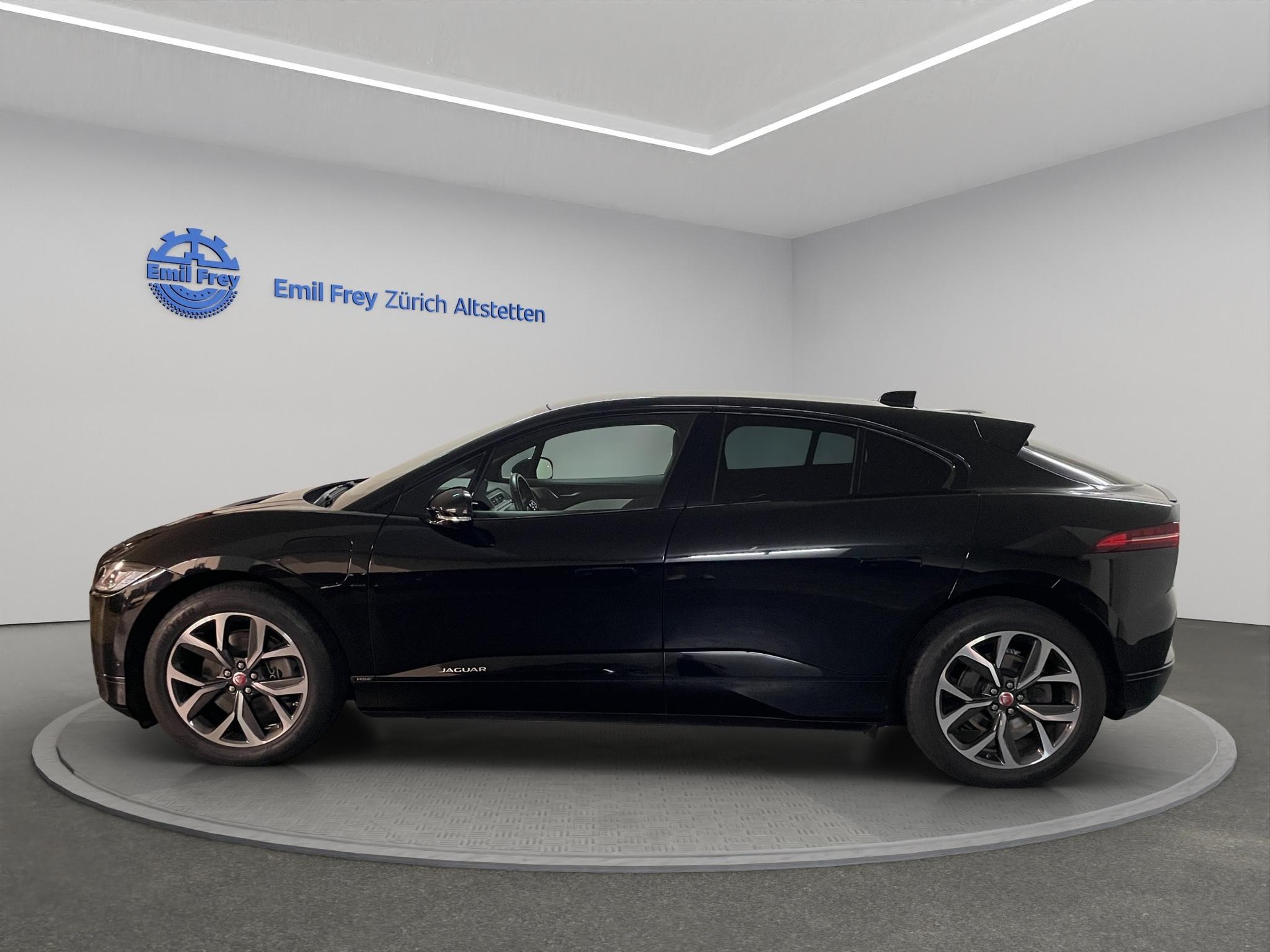JAGUAR I-Pace EV400 HSE AWD-image-5