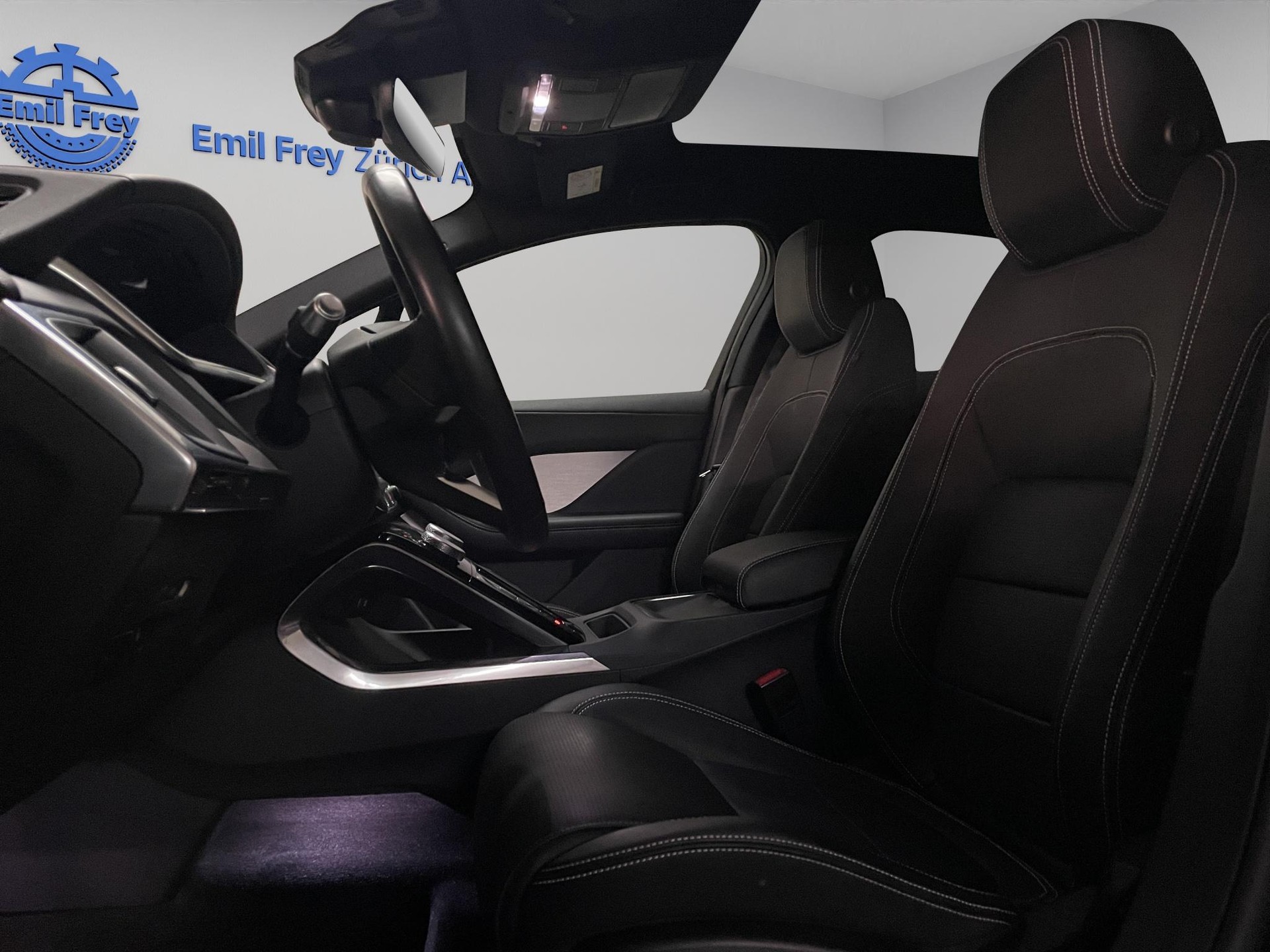 JAGUAR I-Pace EV400 HSE AWD-image-8