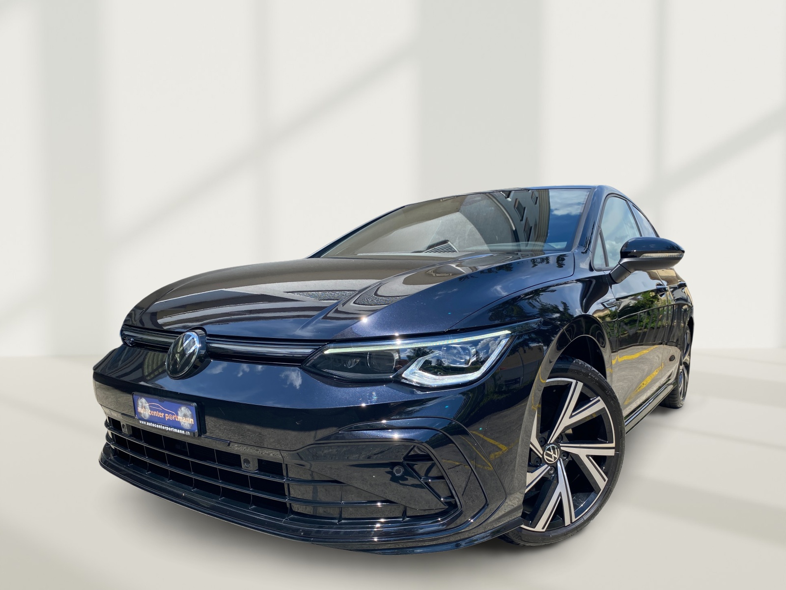 VW Golf 1.5 eTSI mHEV ACT R-Line 75 Edition DSG