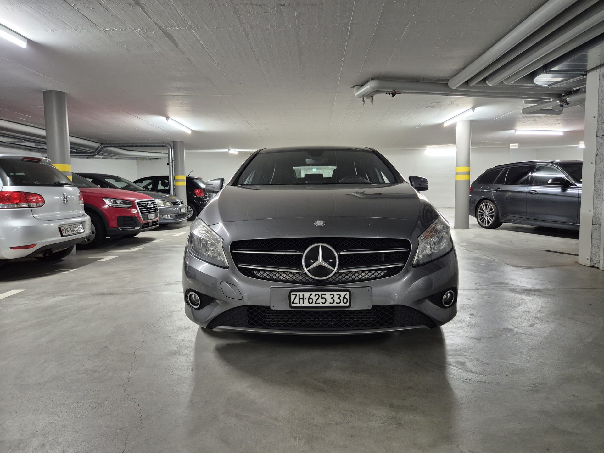 MERCEDES-BENZ A 180-image-1