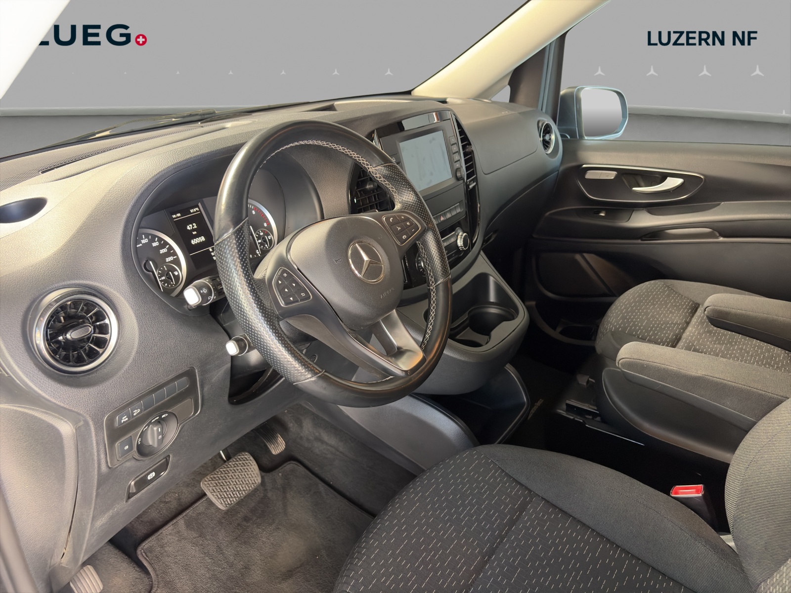 MERCEDES-BENZ Vito 116 CDI Lang Sel. Tourer Family 4Matic 9G-Tronic-image-7