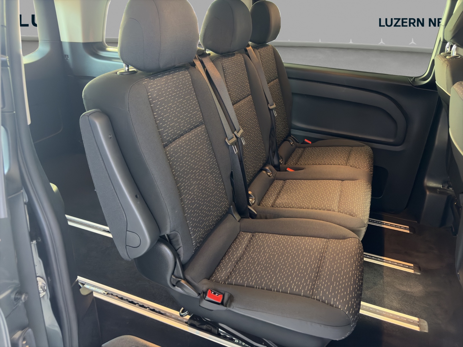 MERCEDES-BENZ Vito 116 CDI Lang Sel. Tourer Family 4Matic 9G-Tronic-image-12