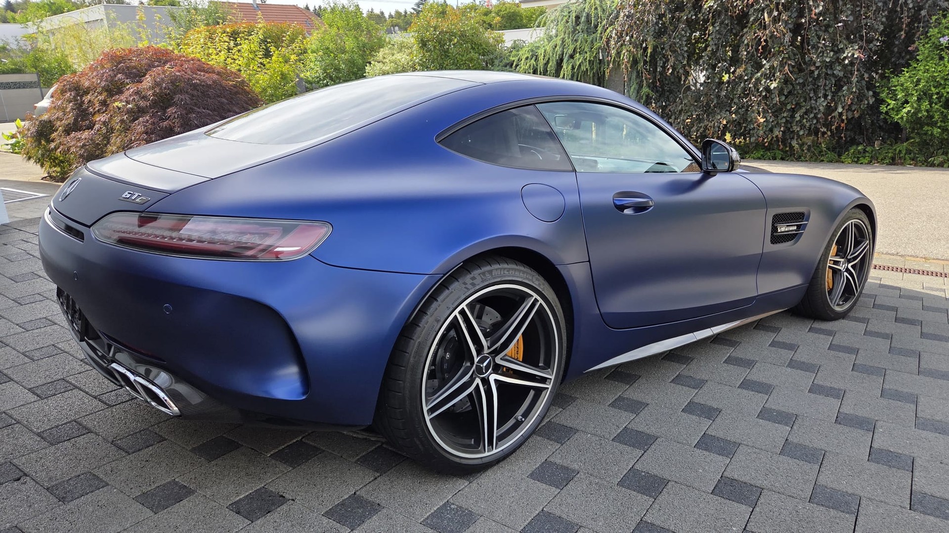 MERCEDES-BENZ AMG GT C-image-2