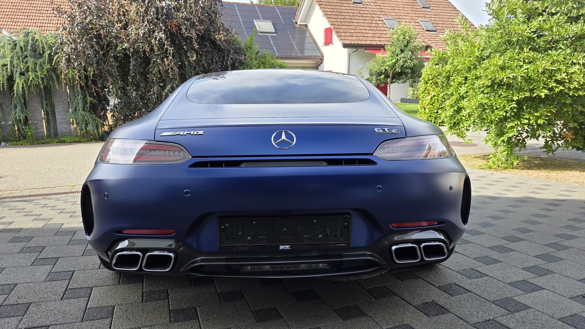 MERCEDES-BENZ AMG GT C-image-3