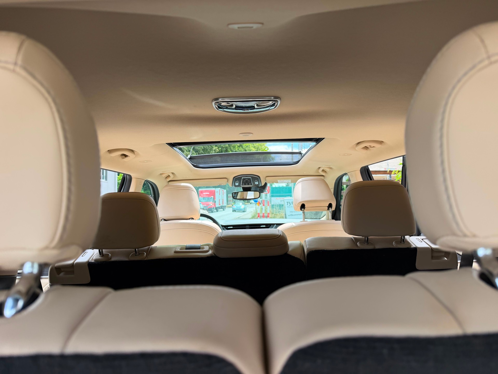 JEEP Limited L-image-12