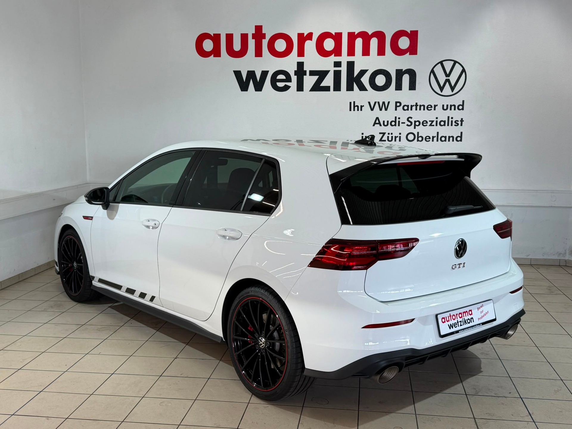 VW Golf 2.0 TSI GTI Clubsport Edition 45 DSG-showroom-element-2