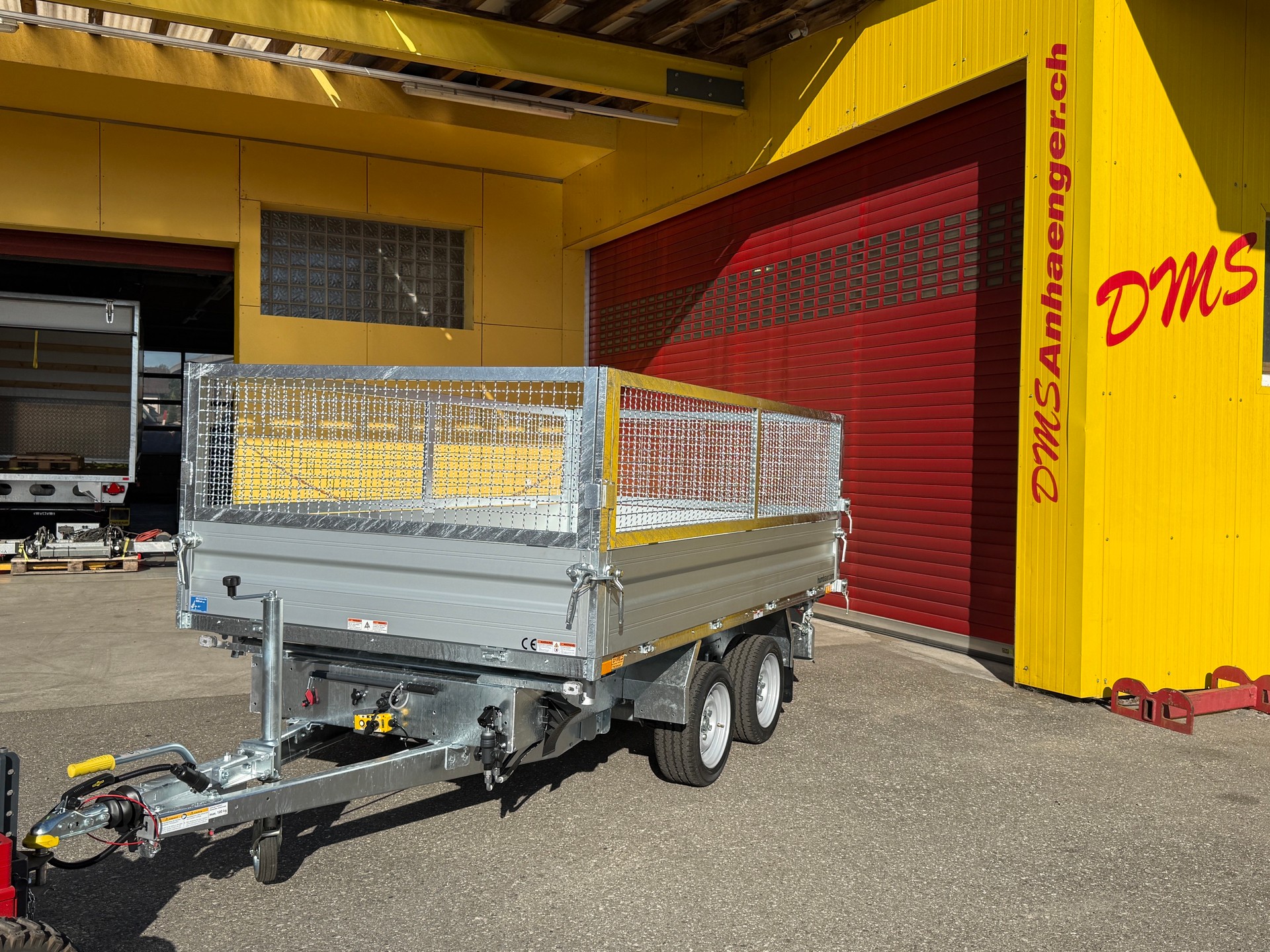 HUMBAUR DMS HTK 2700.31 3-Seitenkipper Alu inkl. E-Pumpe-image-0