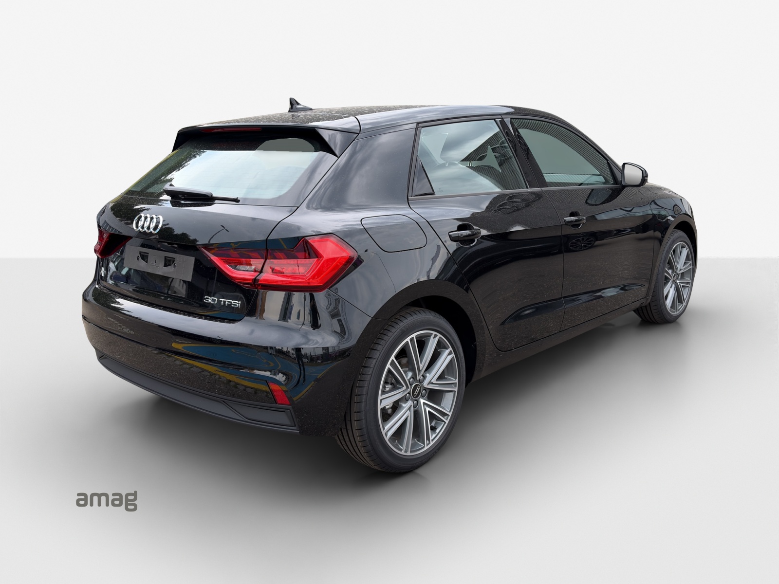 AUDI A1 Sportback 30 TFSI Attraction S-tronic-image-4