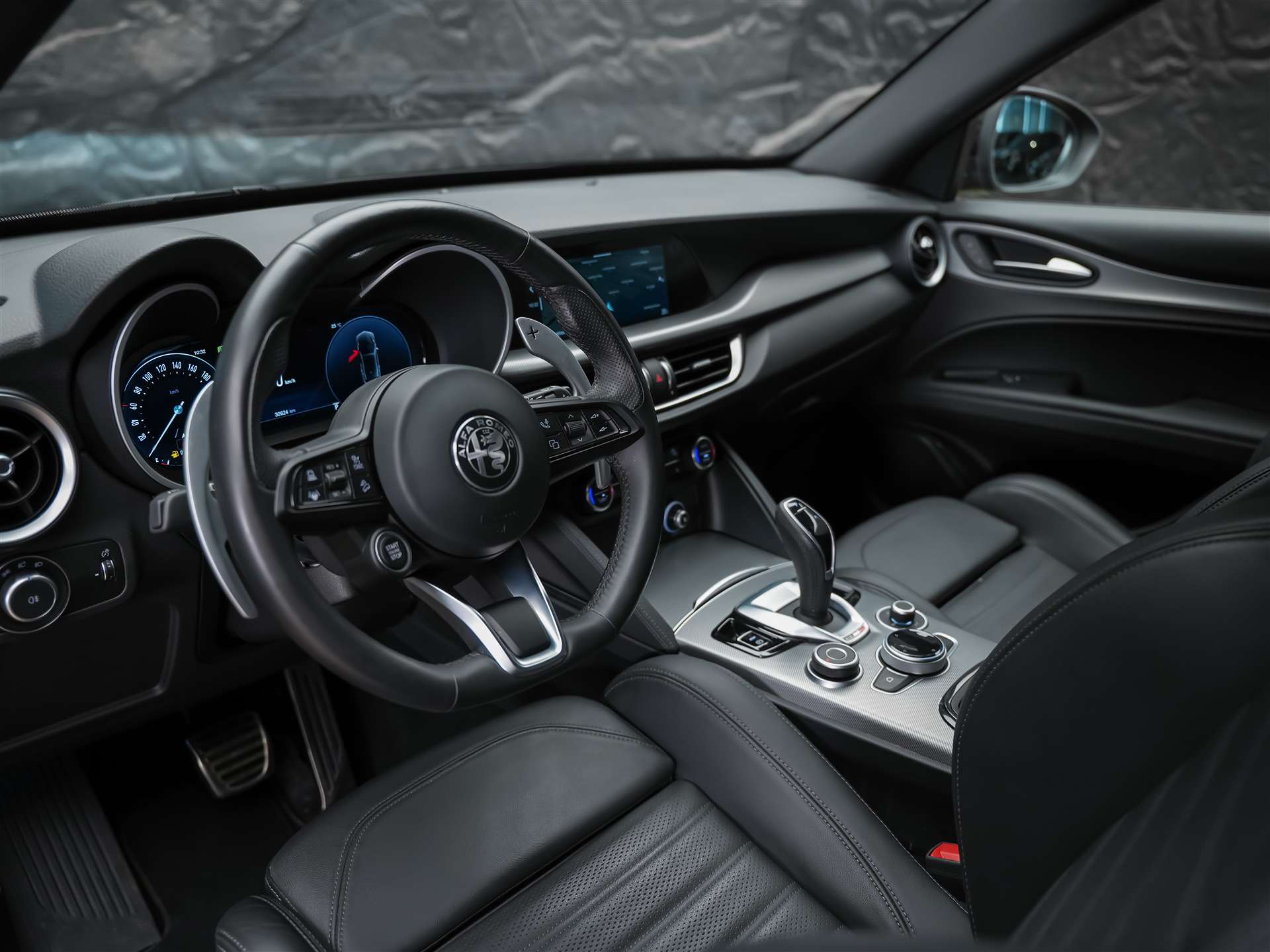 ALFA ROMEO Stelvio 2.2 D Q4 210 Veloce *Abstandsregler*El. Sitze mit Memory*Sitzheizung*-image-7