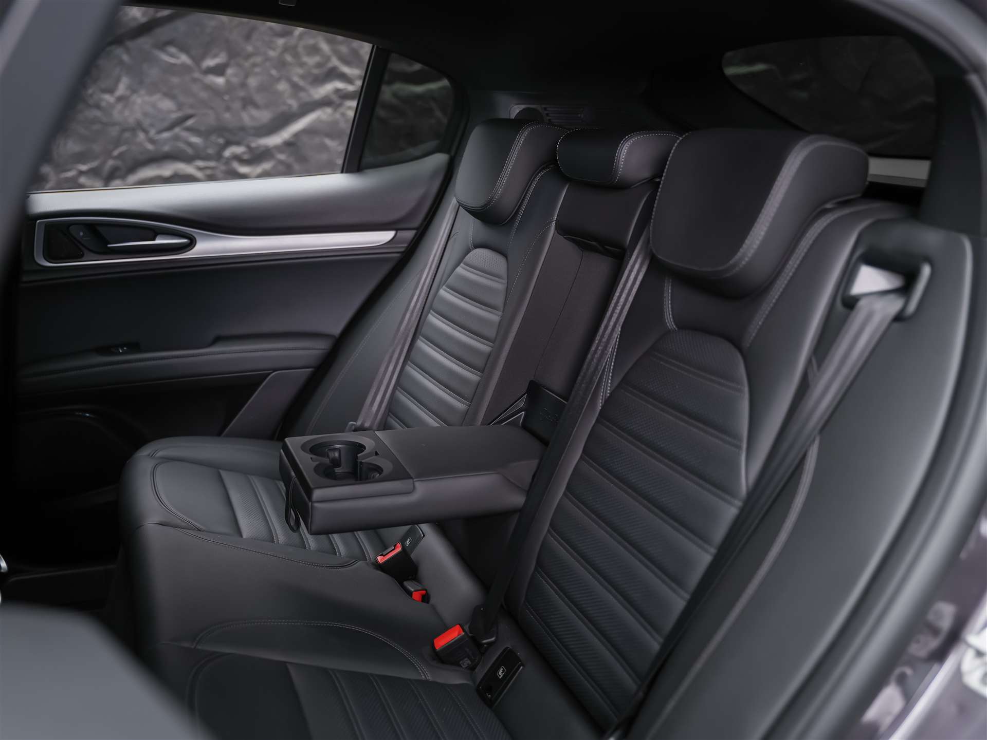 ALFA ROMEO Stelvio 2.2 D Q4 210 Veloce *Abstandsregler*El. Sitze mit Memory*Sitzheizung*-image-13