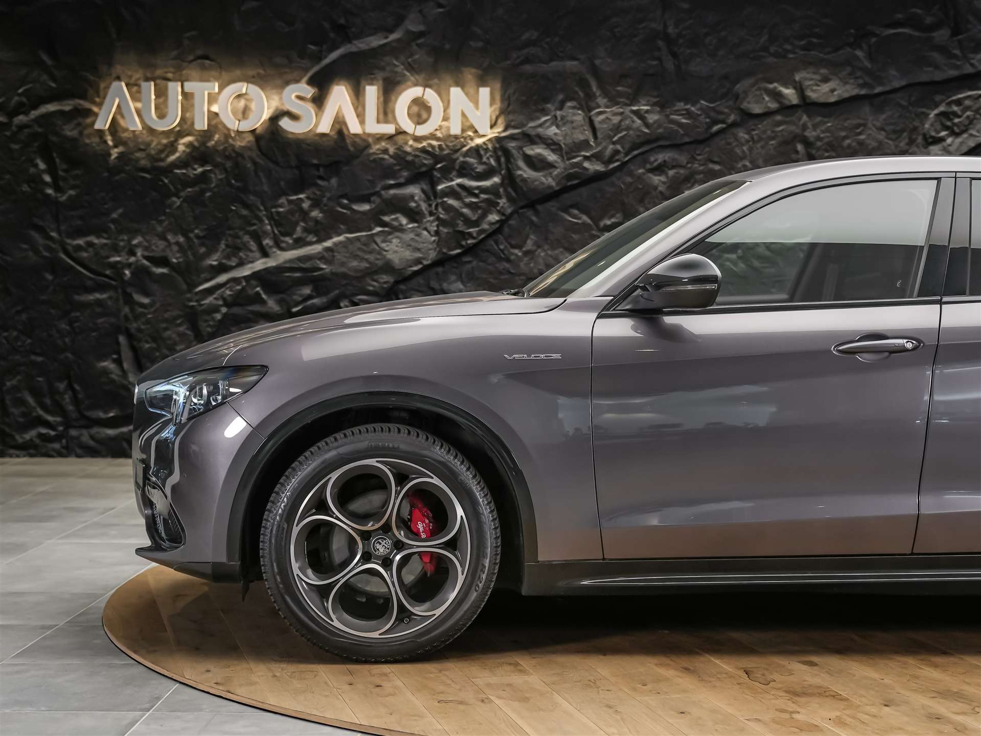 ALFA ROMEO Stelvio 2.2 D Q4 210 Veloce *Abstandsregler*El. Sitze mit Memory*Sitzheizung*-image-15