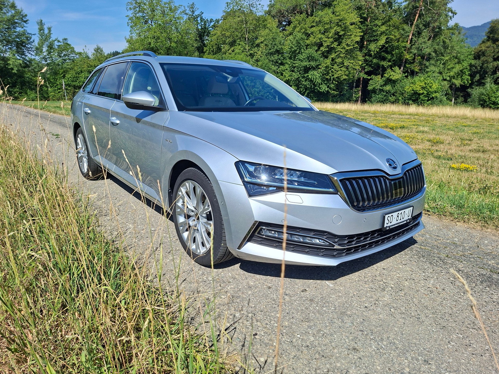 SKODA Superb Combi 2.0 TDi L&K 4x4 DSG-image-3