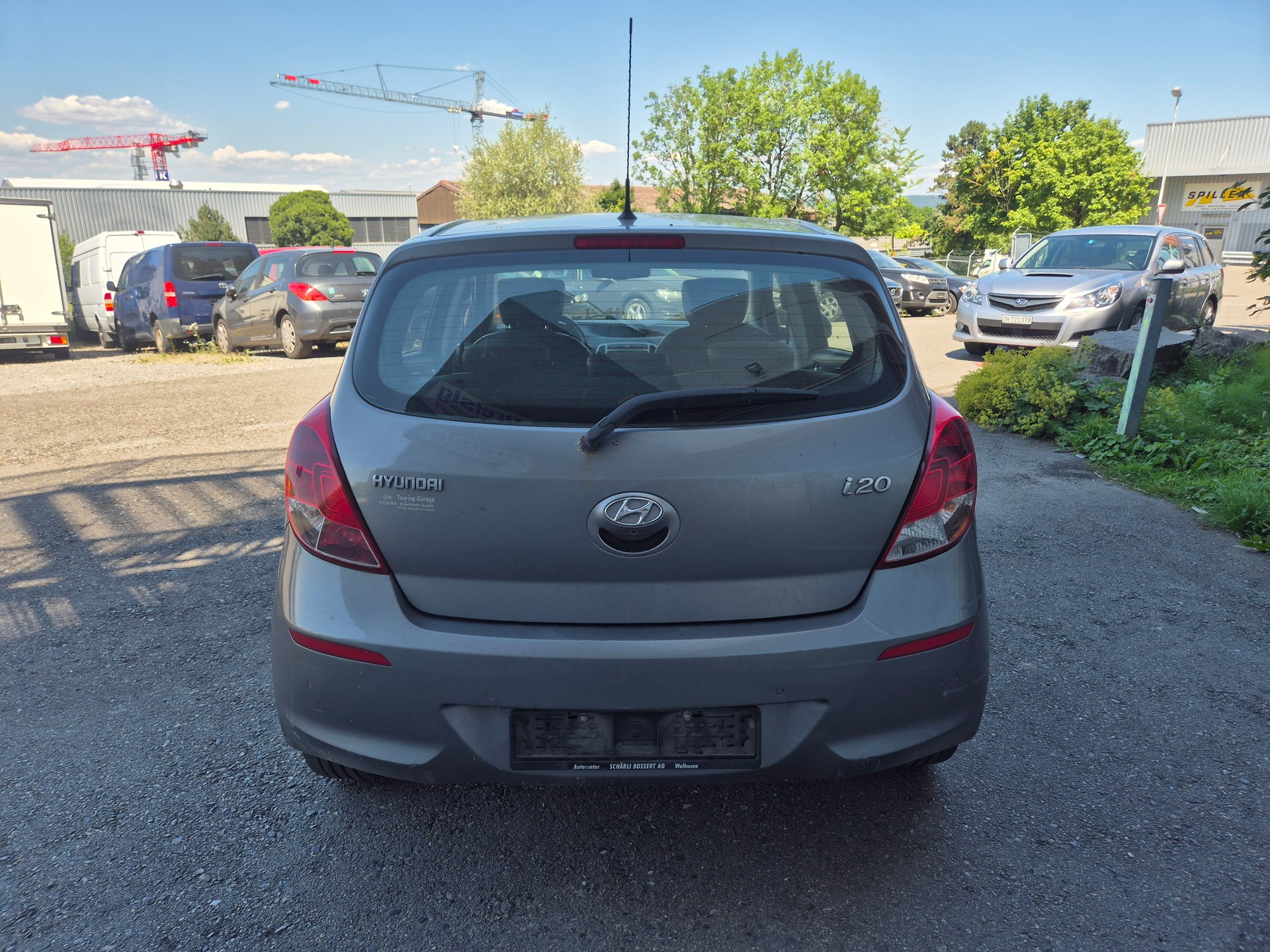 HYUNDAI i20 1.4 Premium-image-7