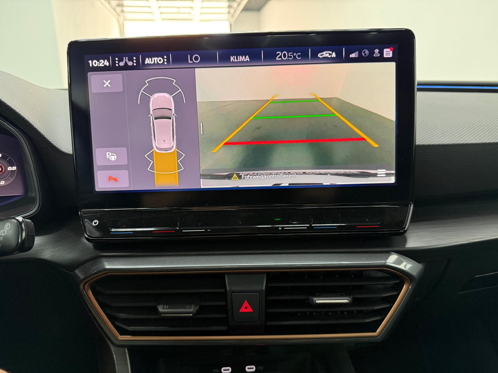 CUPRA LEON VZ 2.0 TSI DSG-image-13