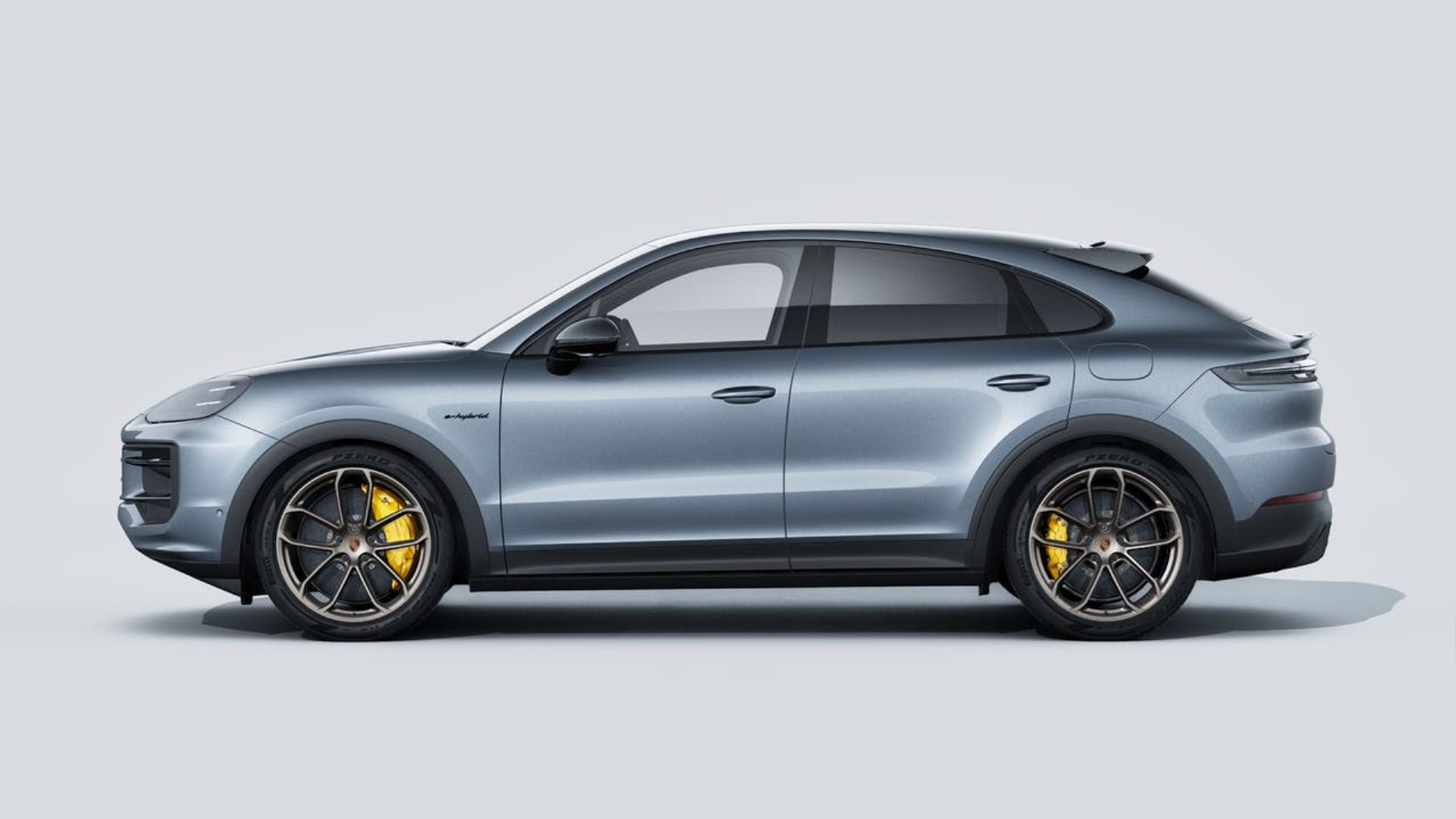 PORSCHE Cayenne Turbo E-Hybrid Coupé mit GT-Paket-image-1