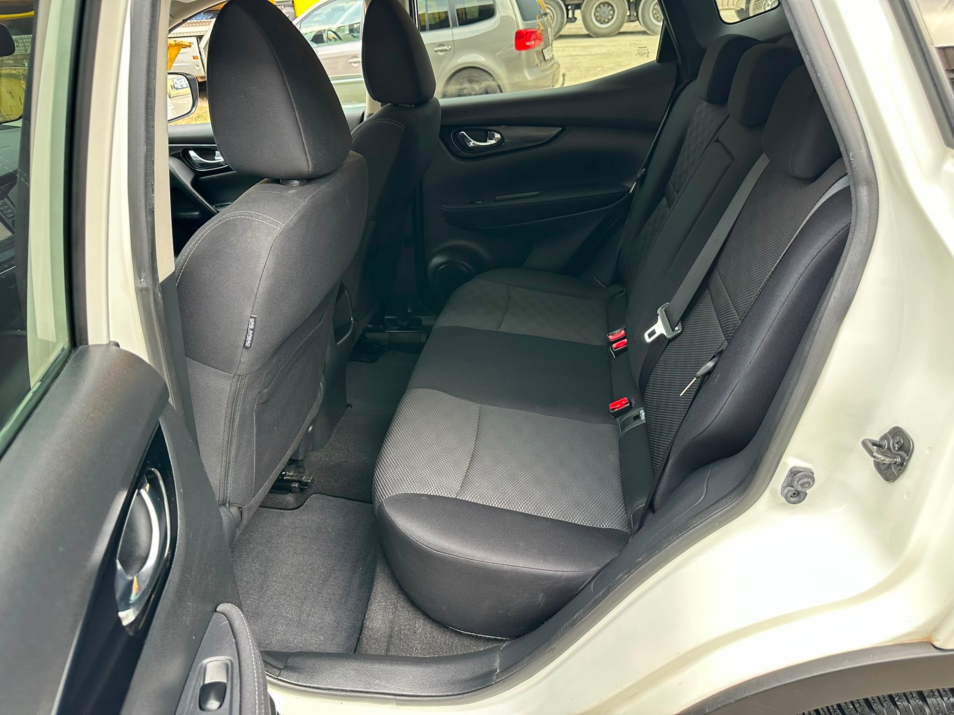 NISSAN Qashqai 1.2 DIG-T acenta Xtronic CVT-image-8