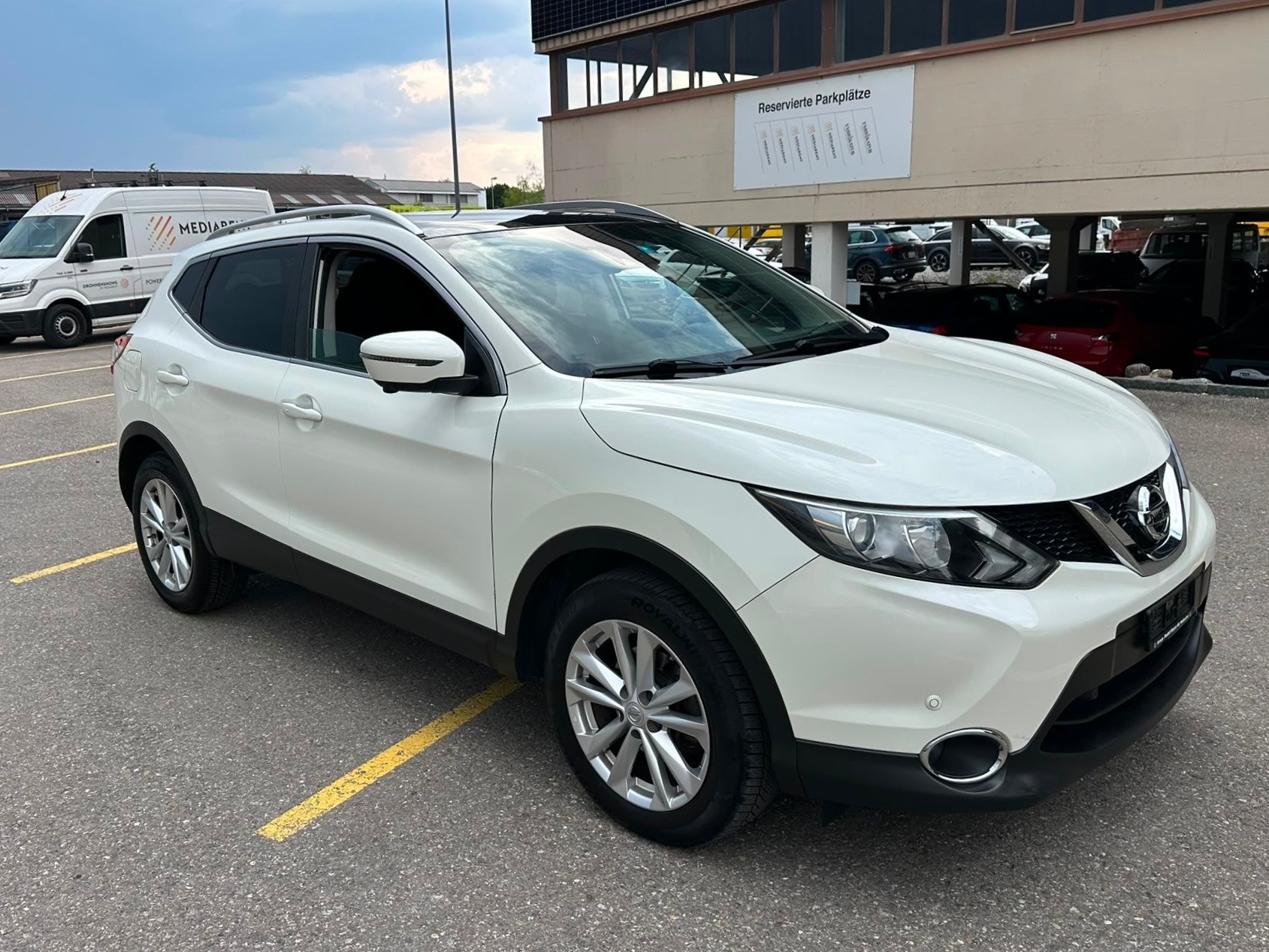 NISSAN Qashqai 1.2 DIG-T acenta Xtronic CVT-image-1
