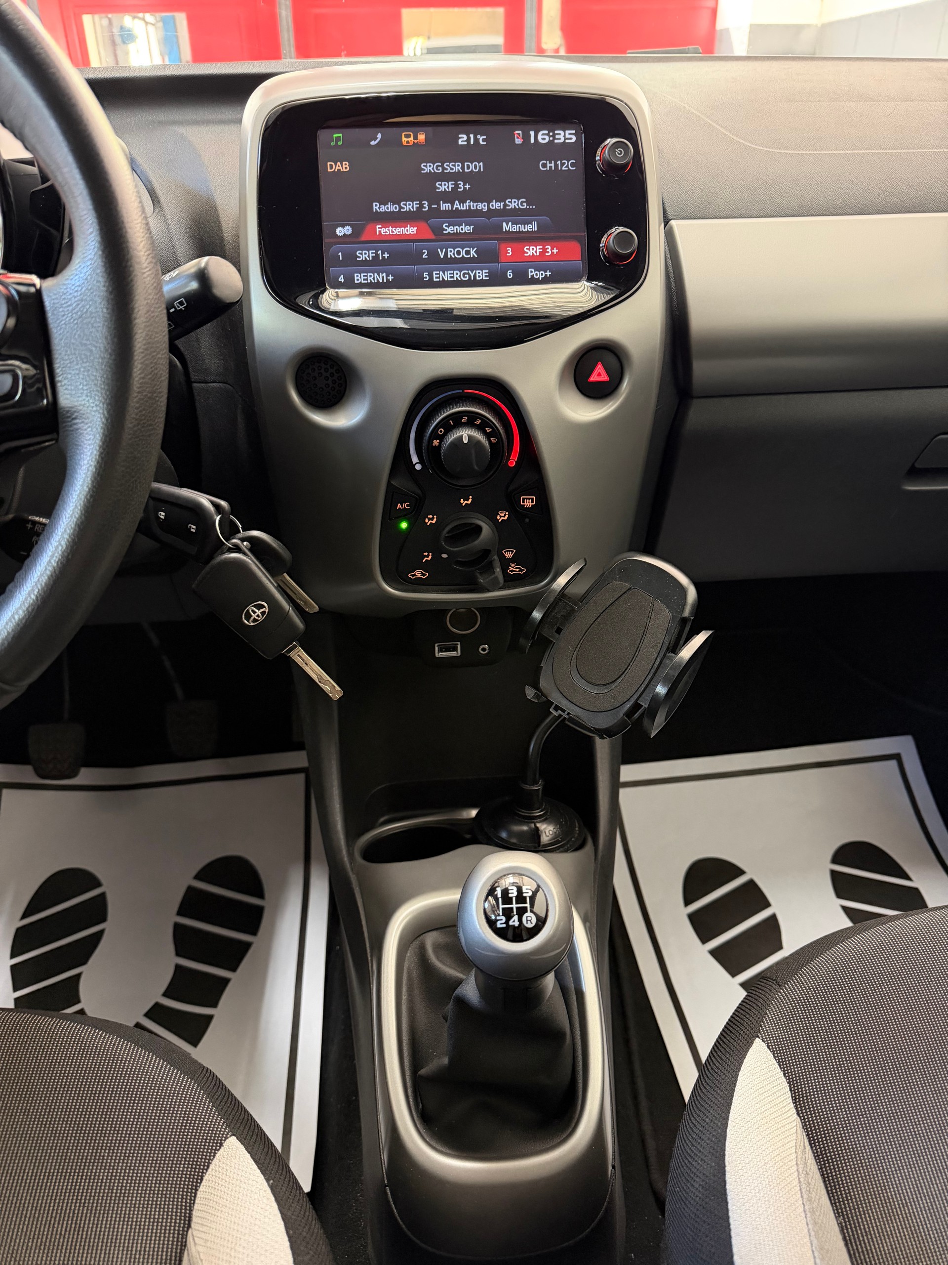 TOYOTA Aygo 1.0 VVT-i x-cite //NEU AB MFK!-image-13