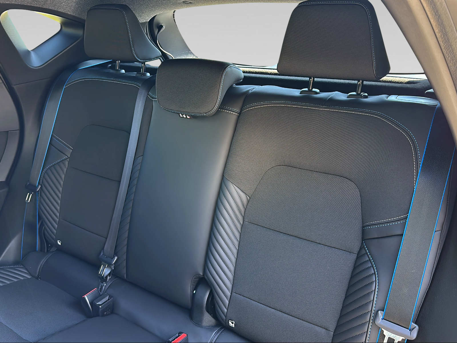 RENAULT CAPTUR esprit Alpine full hybrid E-Tech 160-image-10
