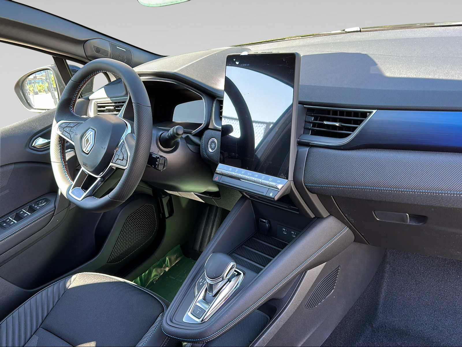 RENAULT CAPTUR esprit Alpine full hybrid E-Tech 160-image-9