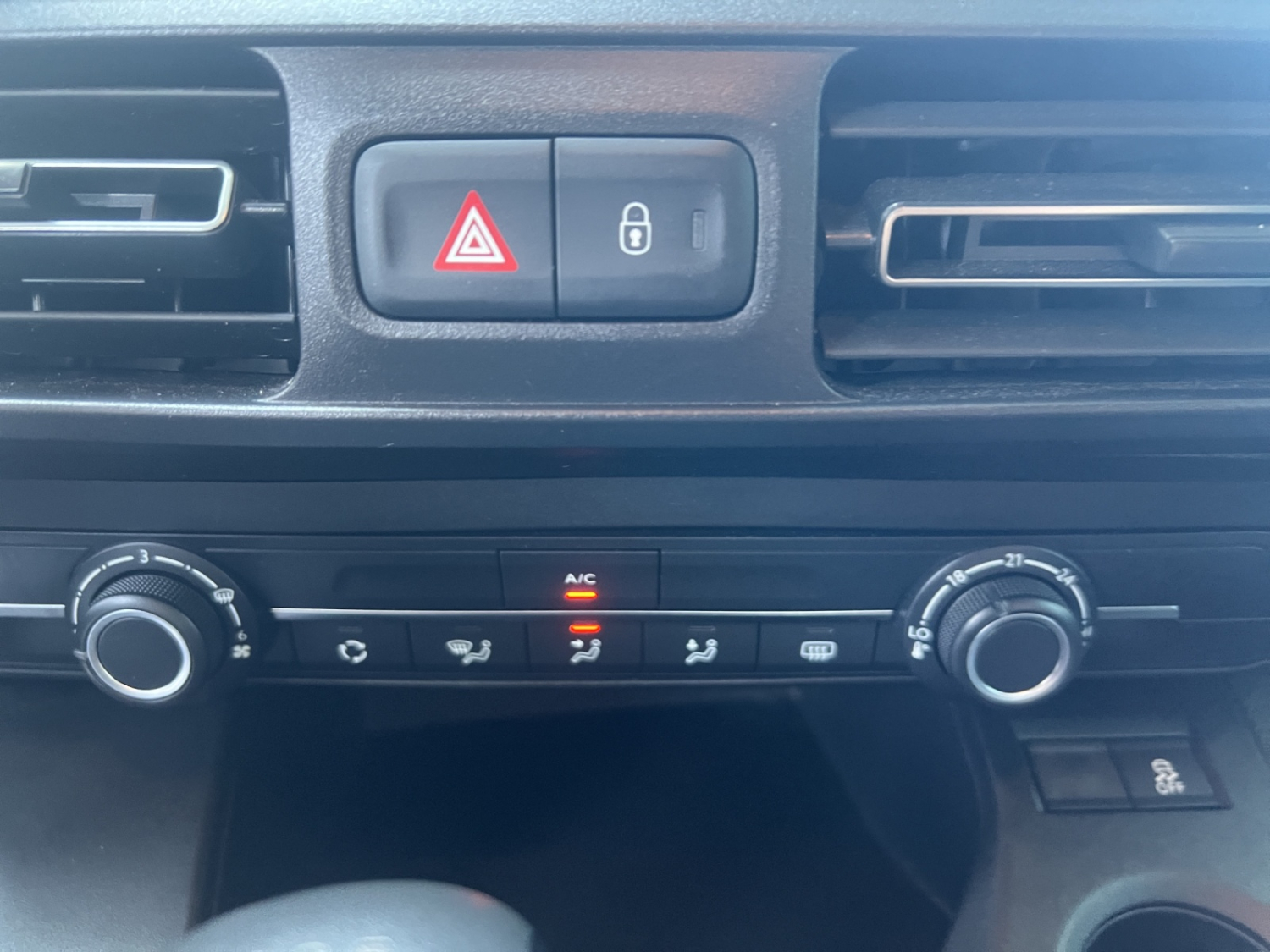 OPEL Combo Life XL 1.2 Edition S/S-image-15