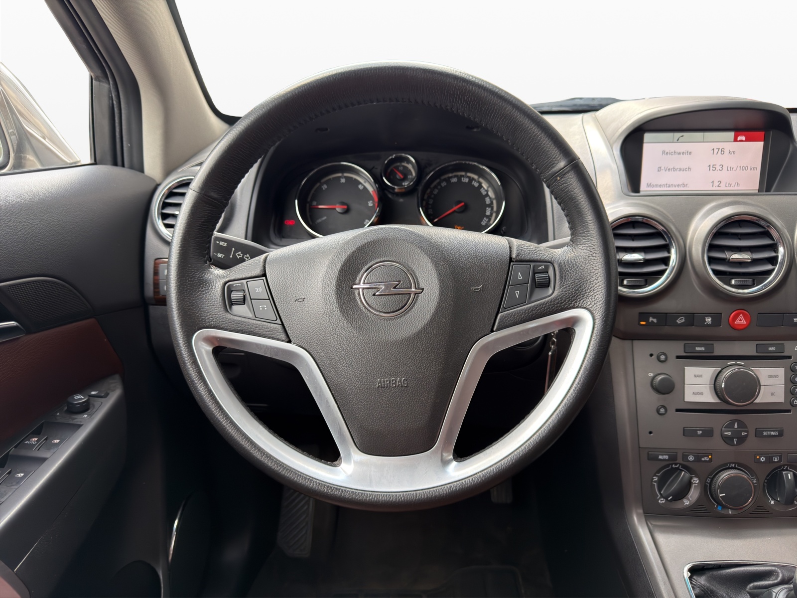 OPEL Antara 2.0 CDTi Cosmo 4WD-image-10